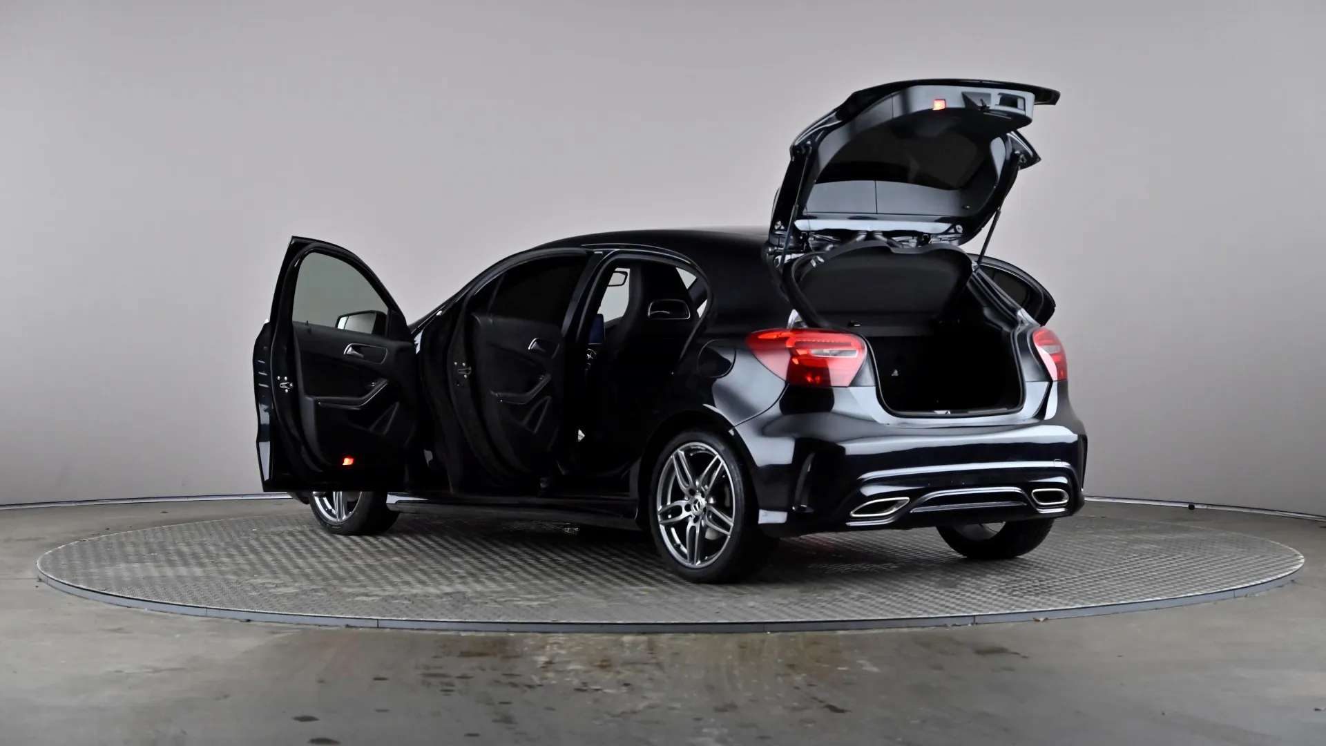 2017 MERCEDES-BENZ A CLASS 2017 MERCEDES-BENZ A CLASS