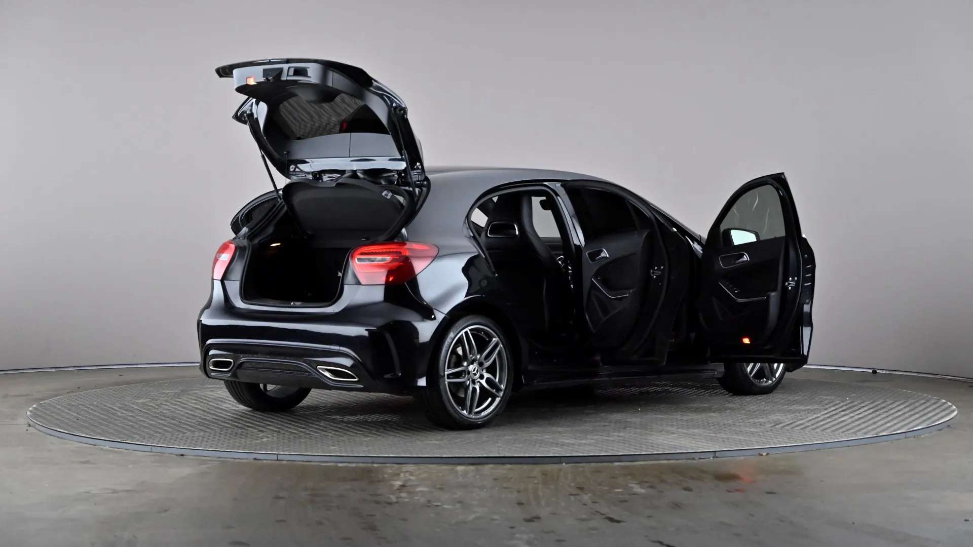 2017 MERCEDES-BENZ A CLASS 2017 MERCEDES-BENZ A CLASS