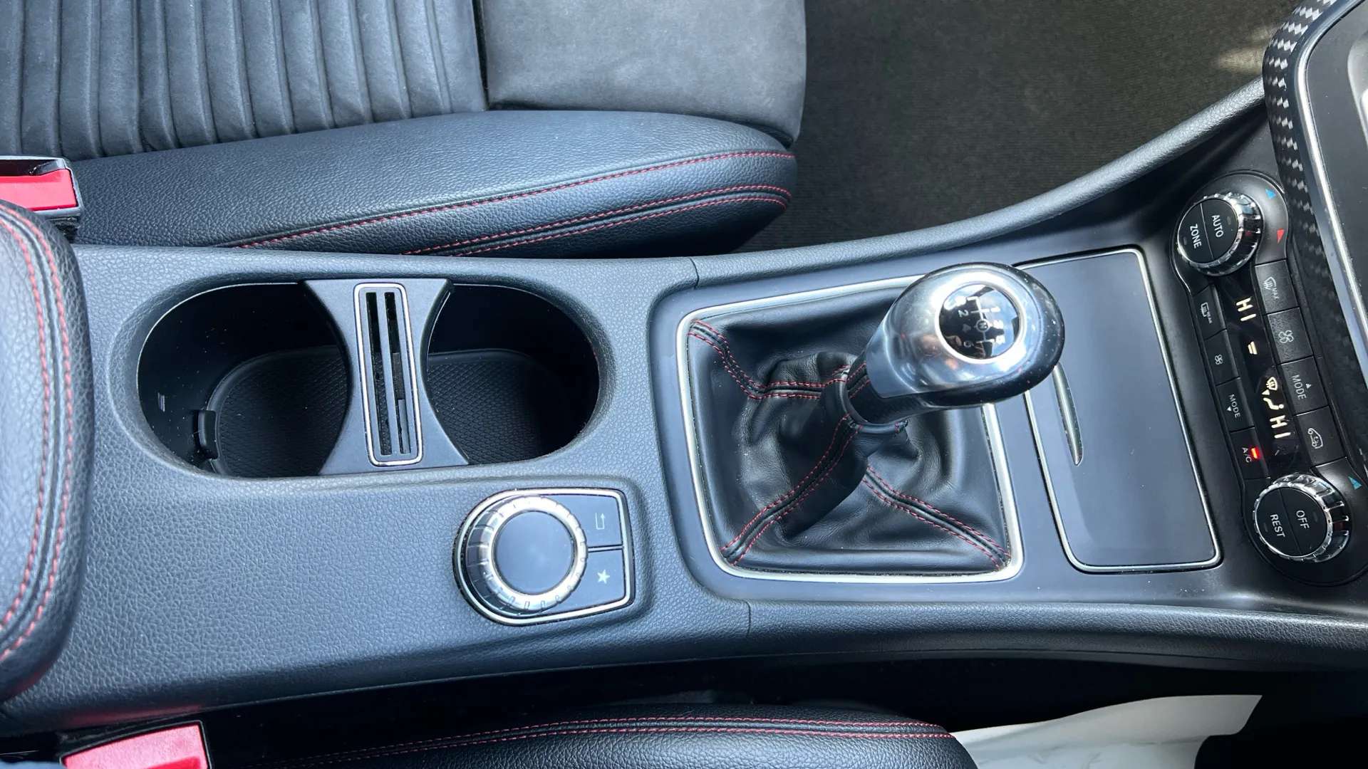 2016 MERCEDES-BENZ A CLASS 2016 MERCEDES-BENZ A CLASS