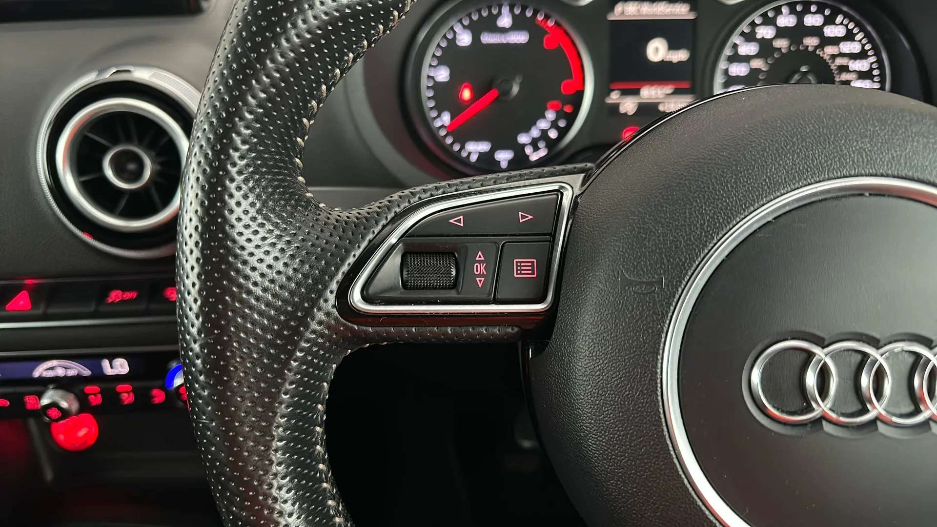 2016 AUDI A3 2016 AUDI A3