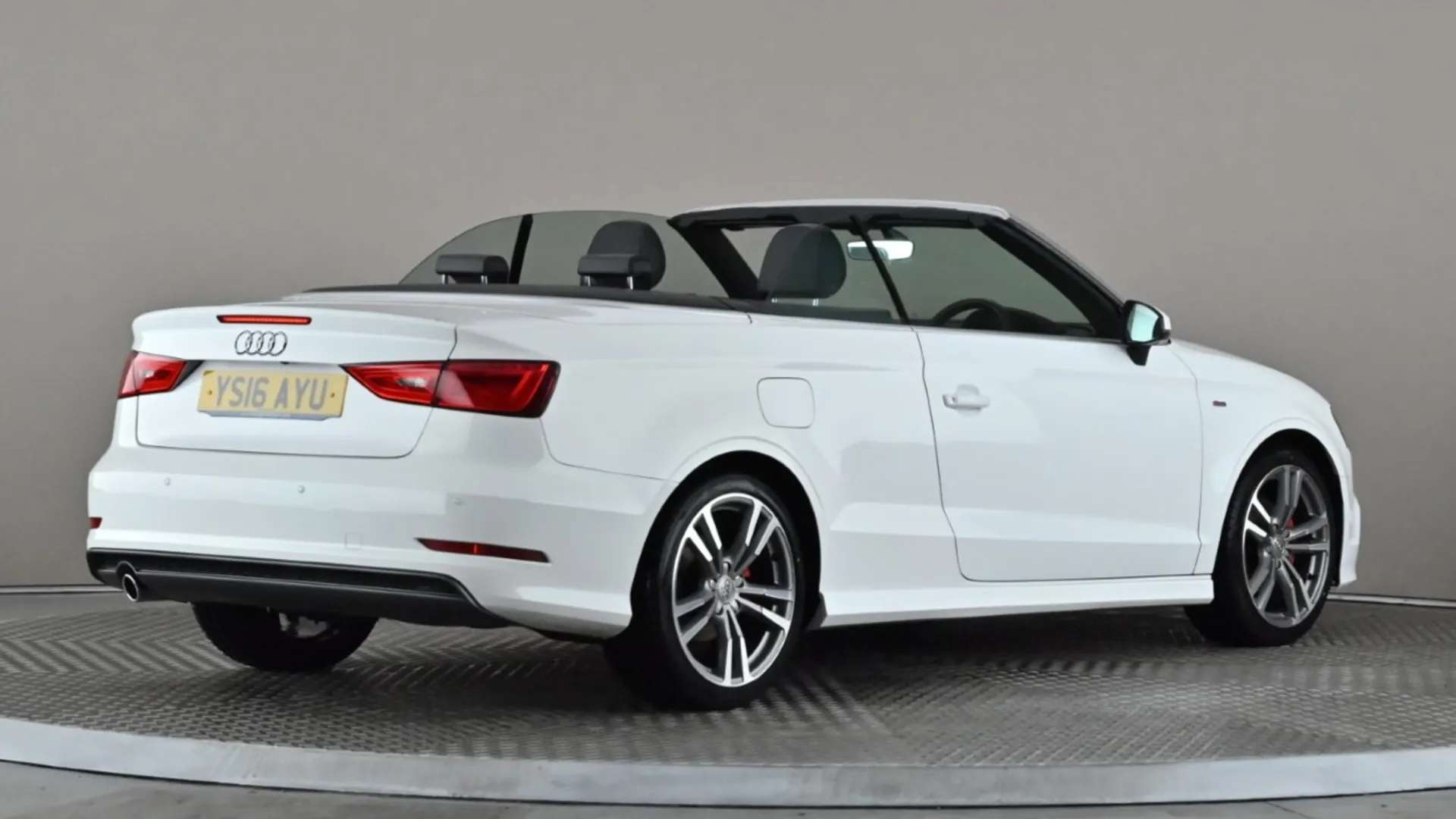2016 AUDI A3 2016 AUDI A3