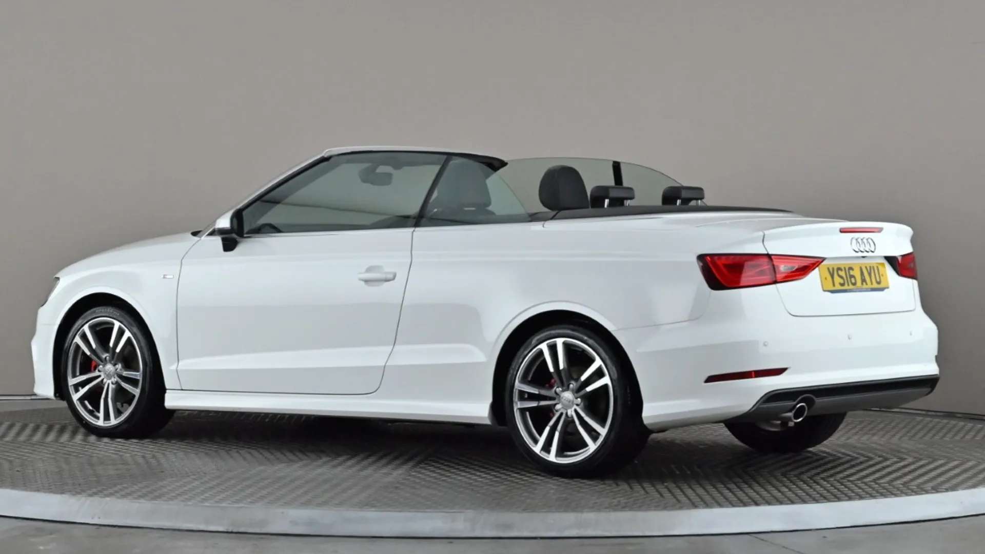 2016 AUDI A3 2016 AUDI A3