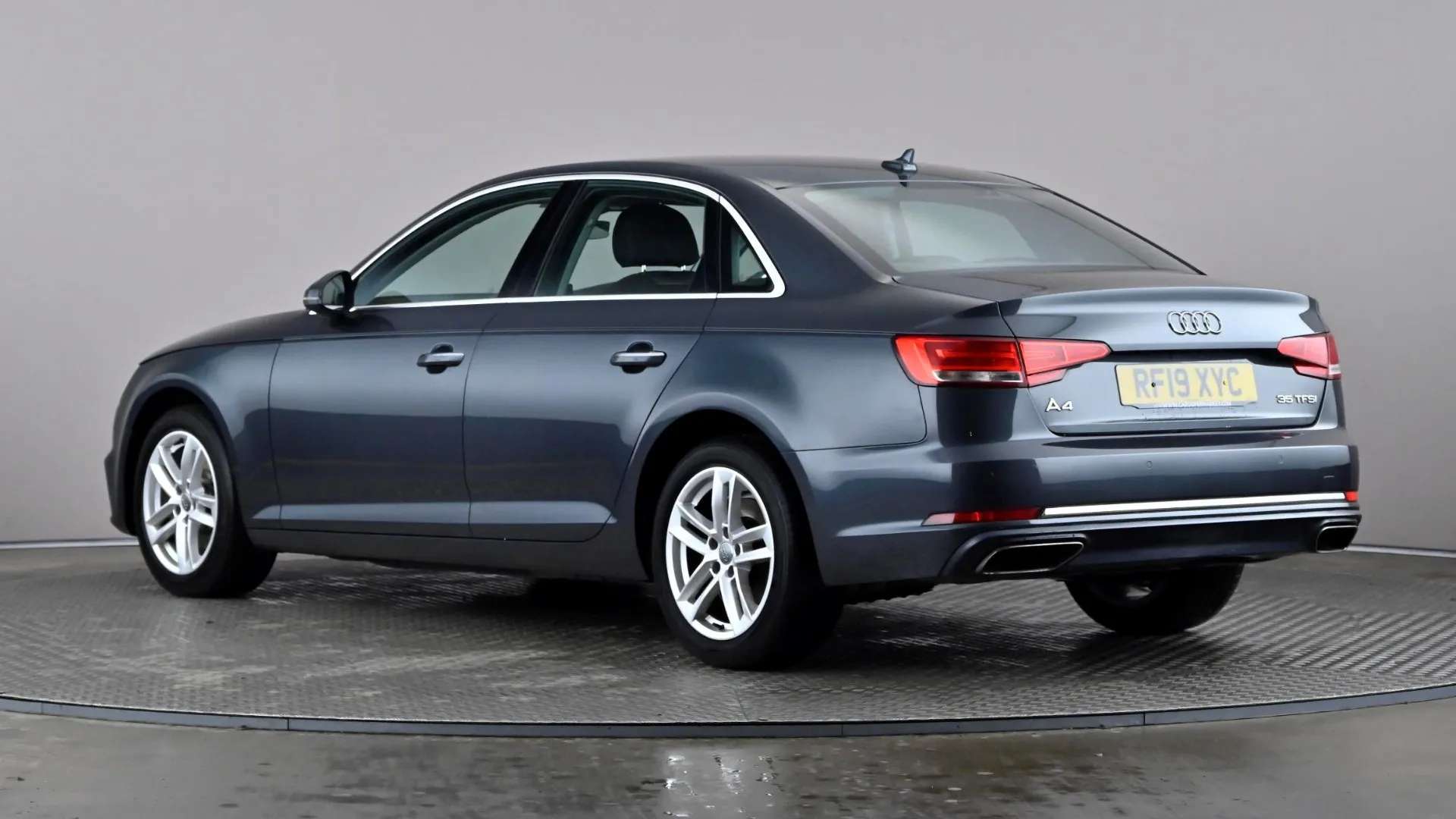 A 2019 AUDI A4 35 TFSI SE A 2019 AUDI A4 35 TFSI SE