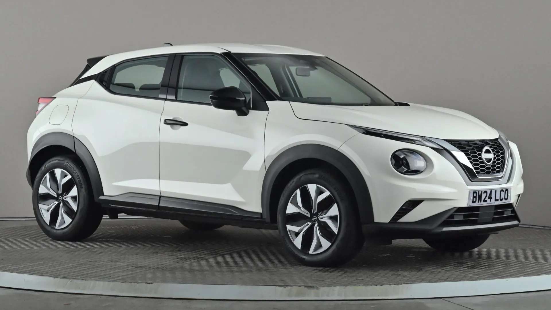 A 2024 NISSAN JUKE 1.0 DiG-T Acenta Premium A 2024 NISSAN JUKE 1.0 DiG-T Acenta Premium