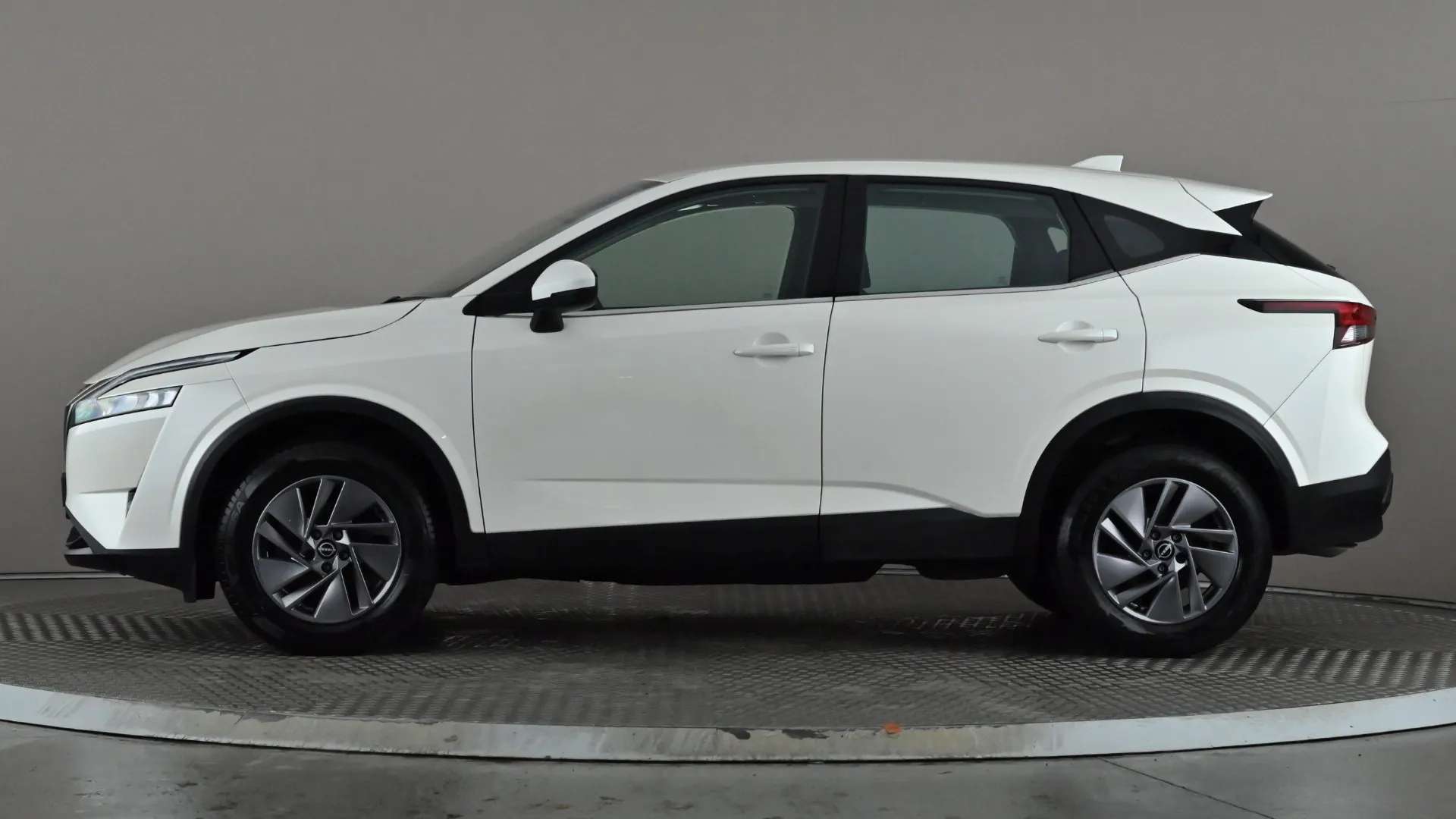 A 2022 NISSAN QASHQAI 1.3 DiG-T MH Acenta Premium A 2022 NISSAN QASHQAI 1.3 DiG-T MH Acenta Premium