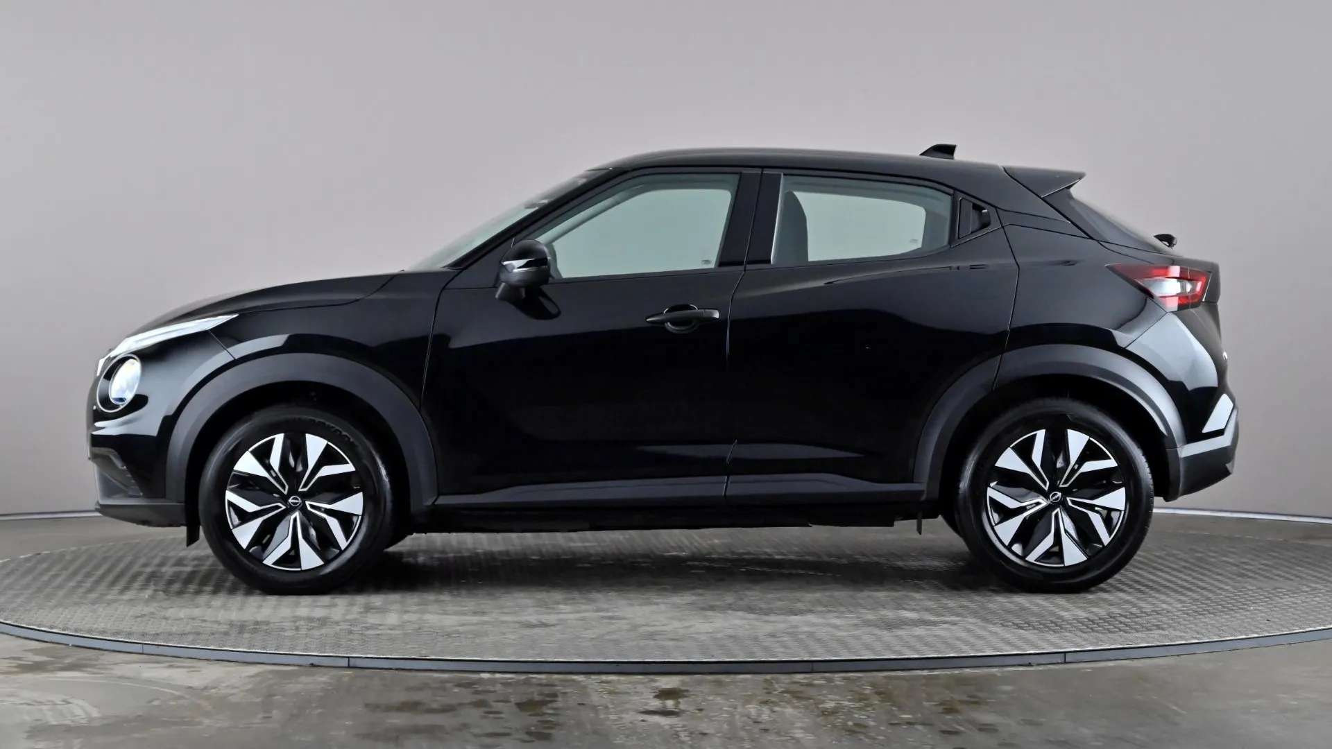 A 2025 NISSAN JUKE 1.0 DiG-T Acenta Premium A 2025 NISSAN JUKE 1.0 DiG-T Acenta Premium