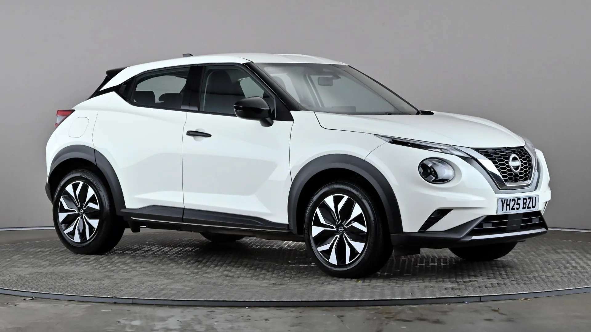 A 2025 NISSAN JUKE 1.0 DiG-T Acenta Premium A 2025 NISSAN JUKE 1.0 DiG-T Acenta Premium