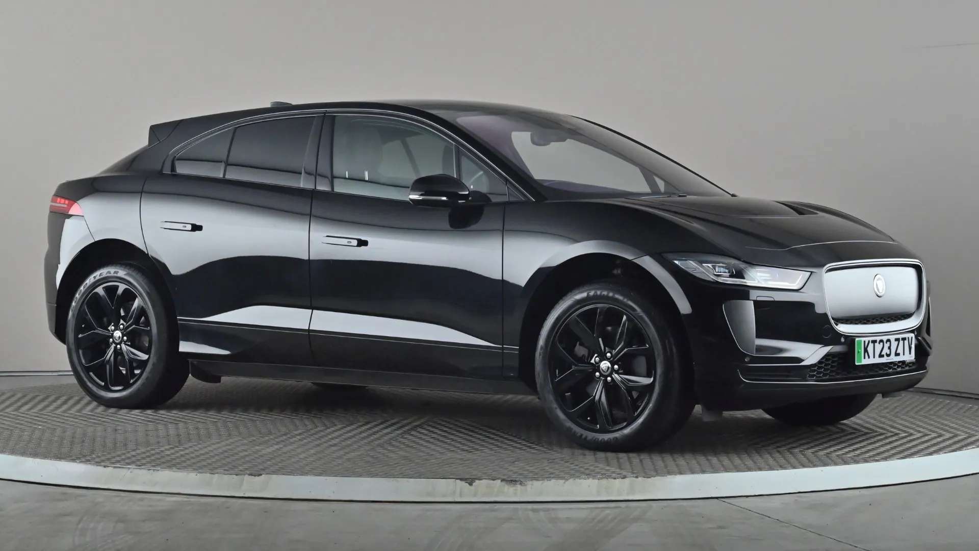 A 2023 JAGUAR I-PACE 294kW EV400 R-Dynamic SE Black 90kWh Auto A 2023 JAGUAR I-PACE 294kW EV400 R-Dynamic SE Black 90kWh Auto