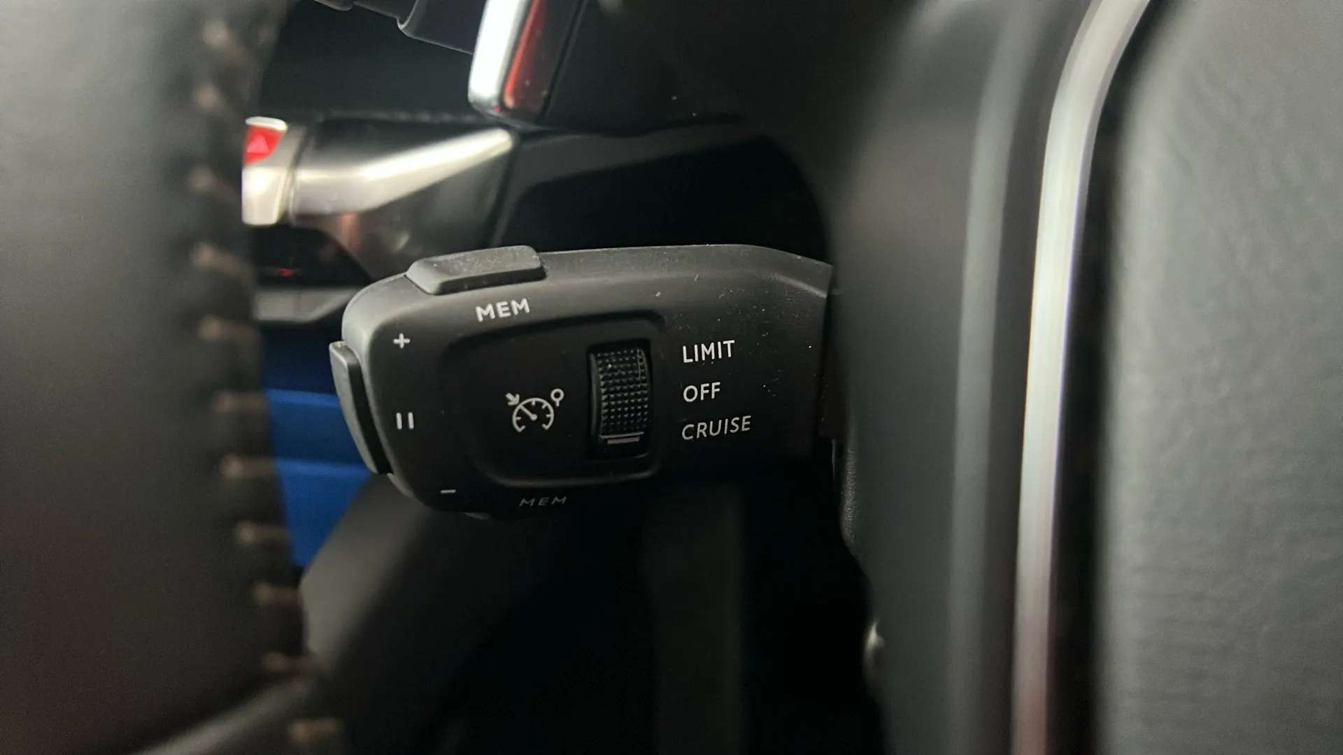 2024 PEUGEOT 3008 2024 PEUGEOT 3008