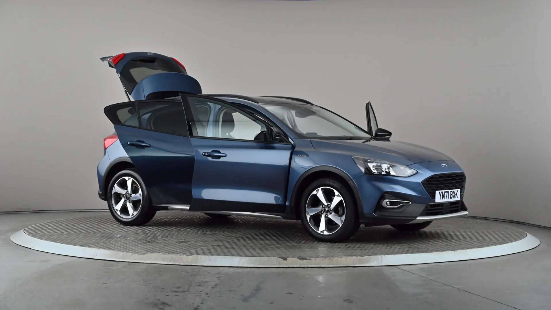 2022 FORD FOCUS 2022 FORD FOCUS