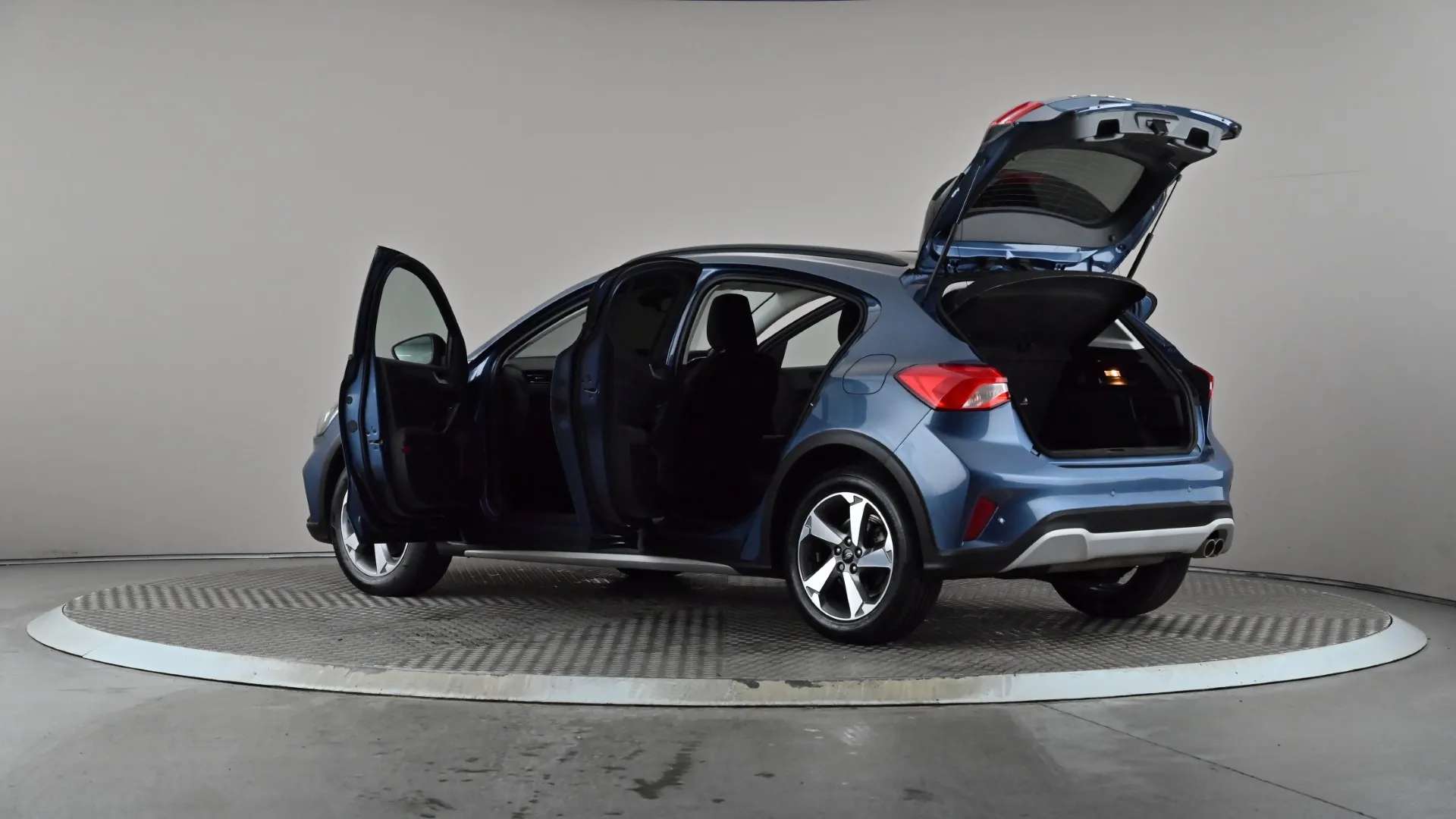 2022 FORD FOCUS 2022 FORD FOCUS