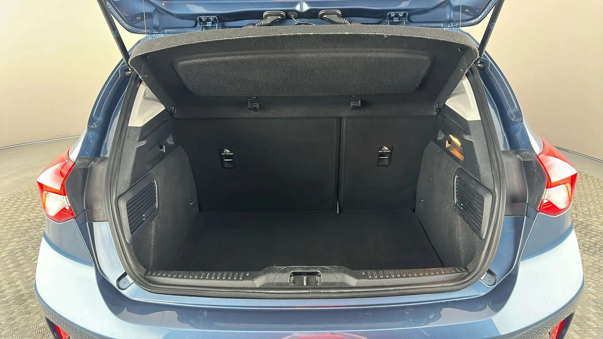 2022 FORD FOCUS 2022 FORD FOCUS