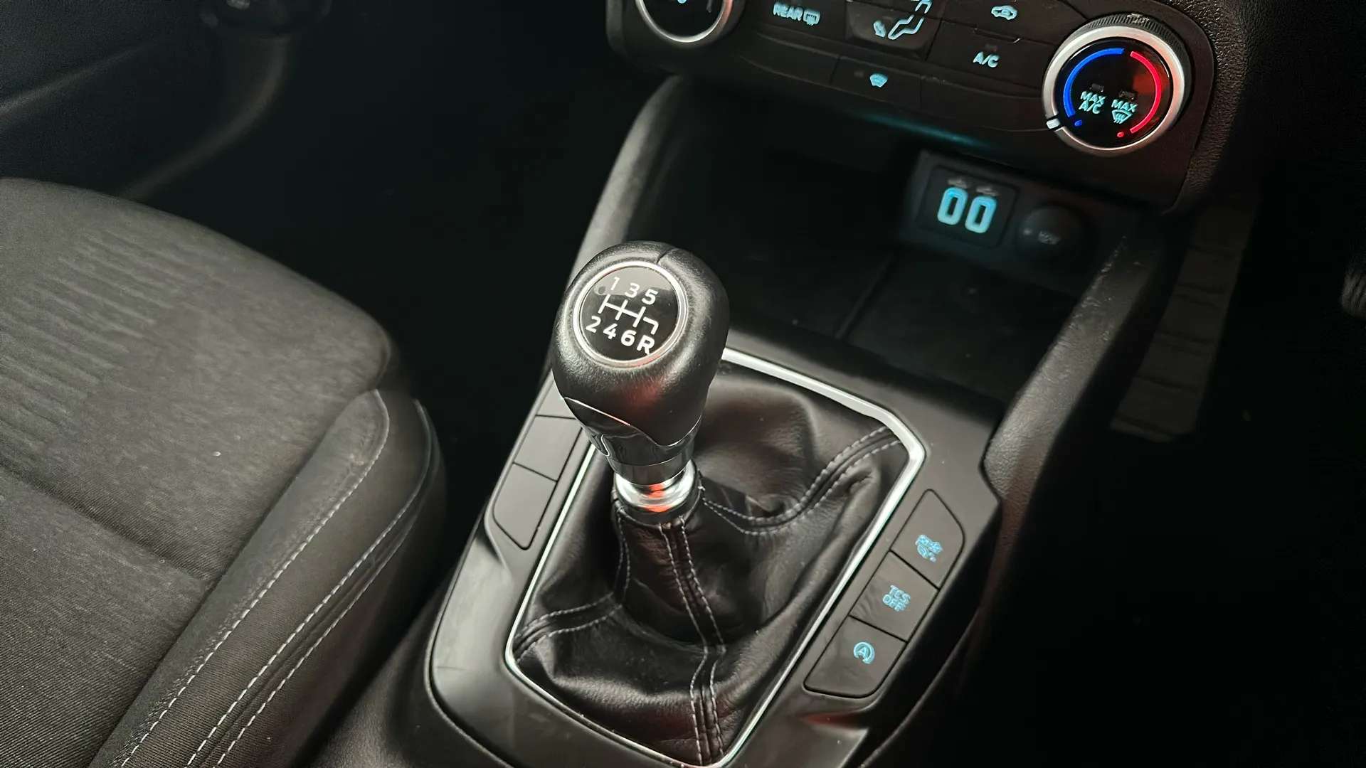 2022 FORD FOCUS 2022 FORD FOCUS