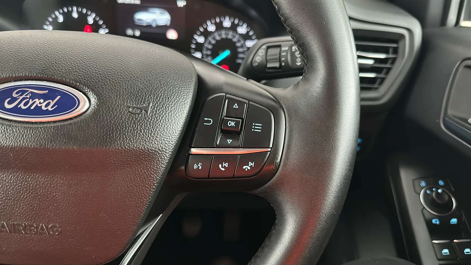 2022 FORD FOCUS 2022 FORD FOCUS