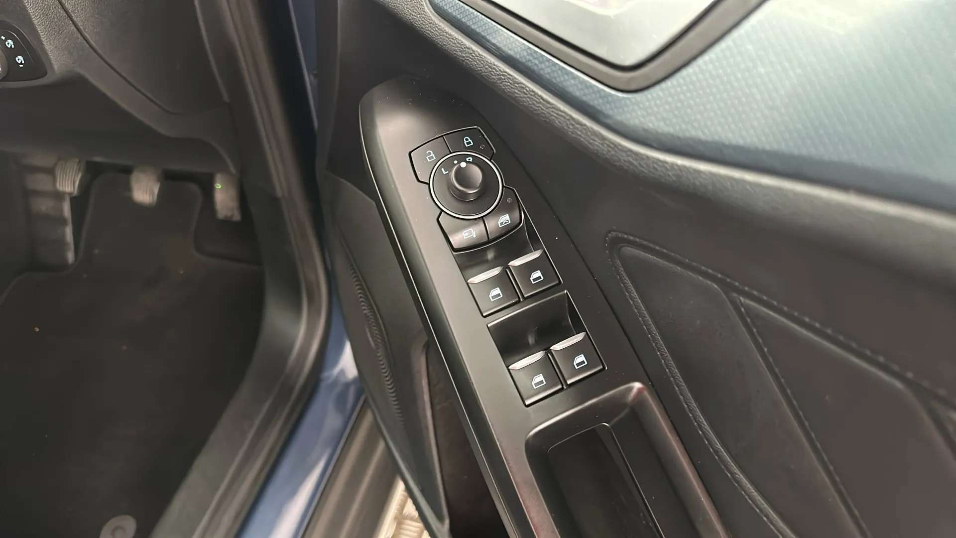 2022 FORD FOCUS 2022 FORD FOCUS