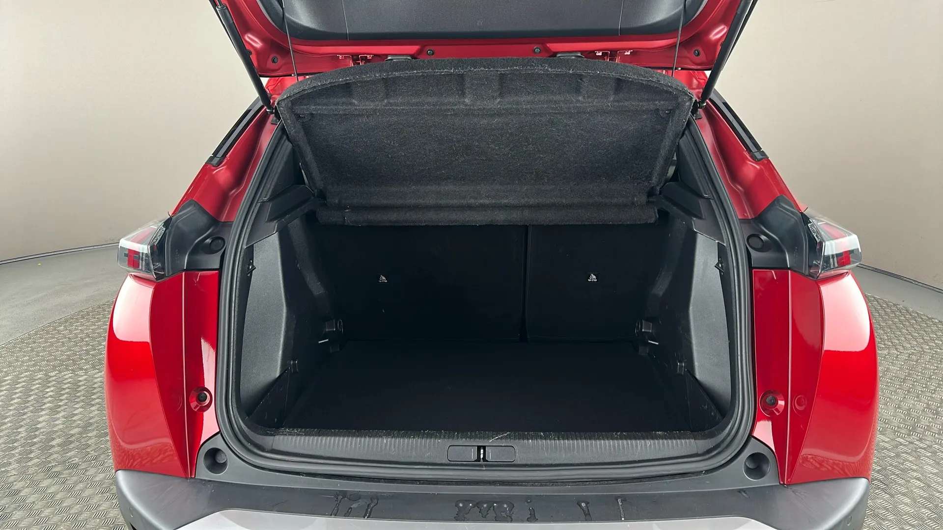 2023 PEUGEOT 2008 2023 PEUGEOT 2008