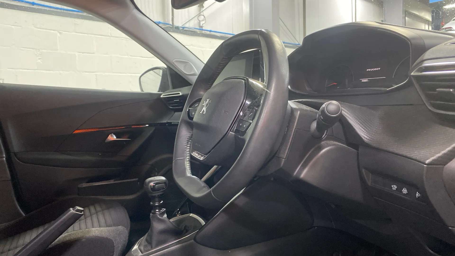 A 2022 PEUGEOT 2008 1.2 PureTech Active Premium+ A 2022 PEUGEOT 2008 1.2 PureTech Active Premium+