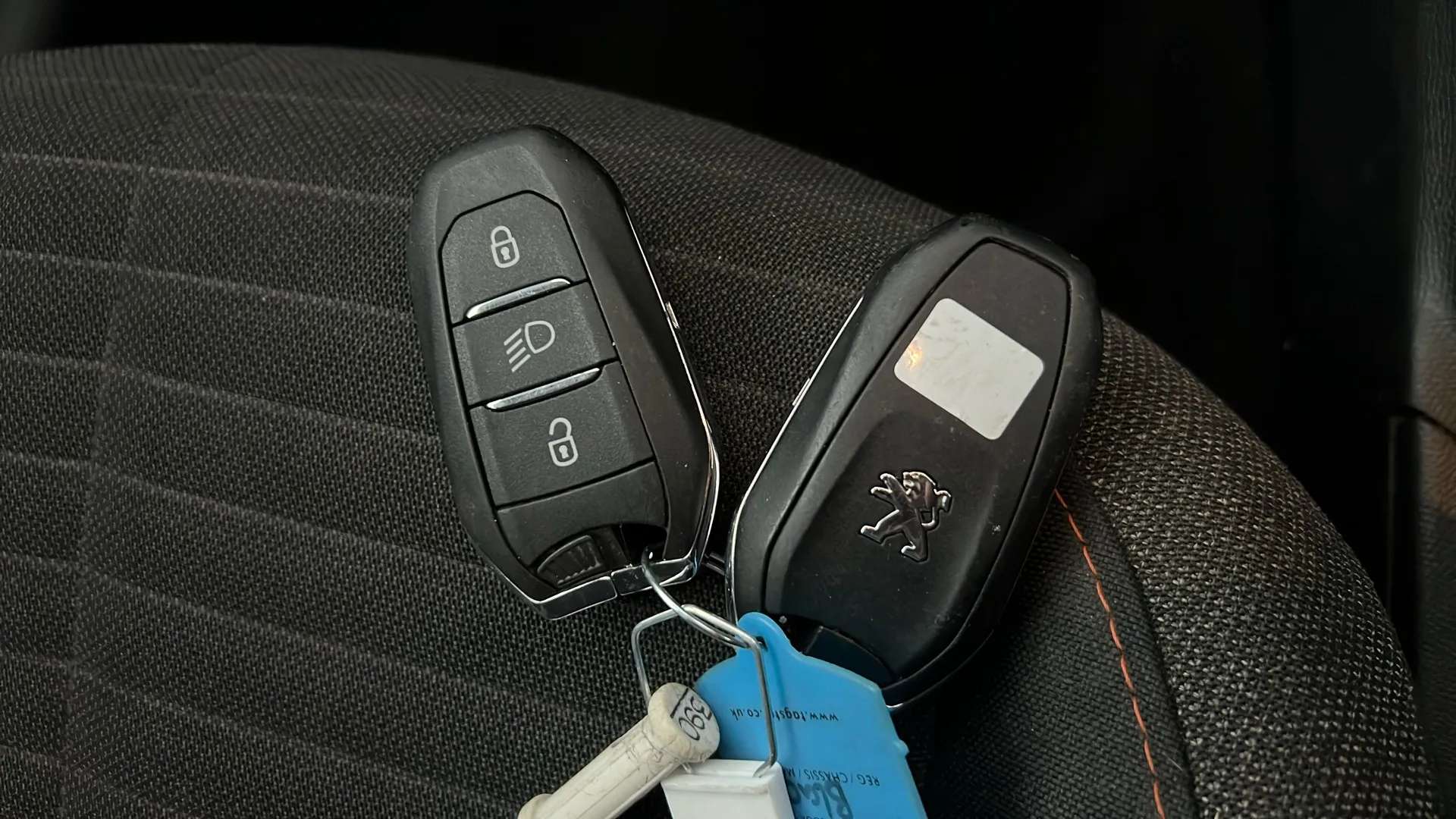 2022 PEUGEOT 208 2022 PEUGEOT 208