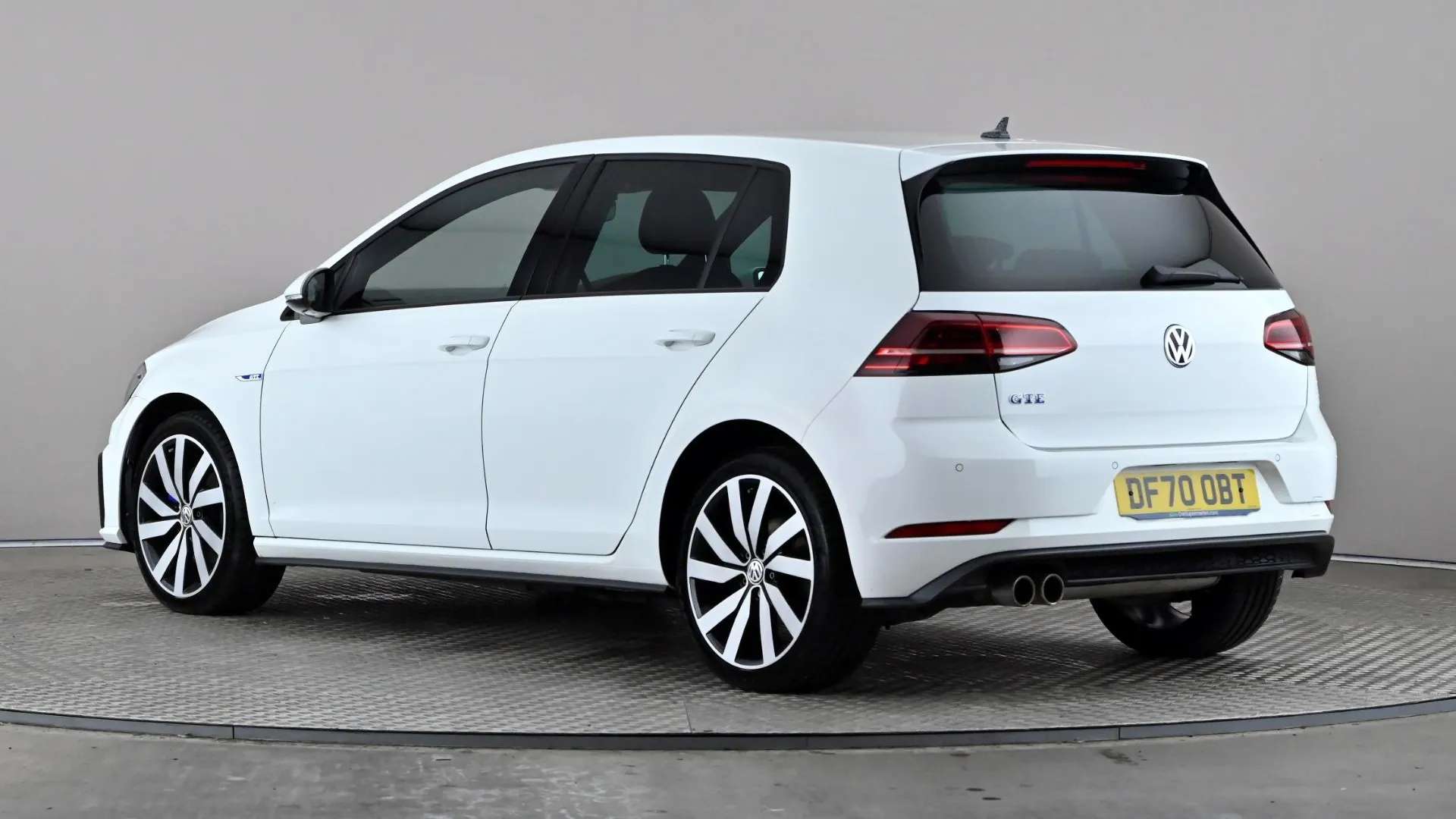 A 2020 VOLKSWAGEN GOLF 1.4 TSI GTE Advance DSG A 2020 VOLKSWAGEN GOLF 1.4 TSI GTE Advance DSG