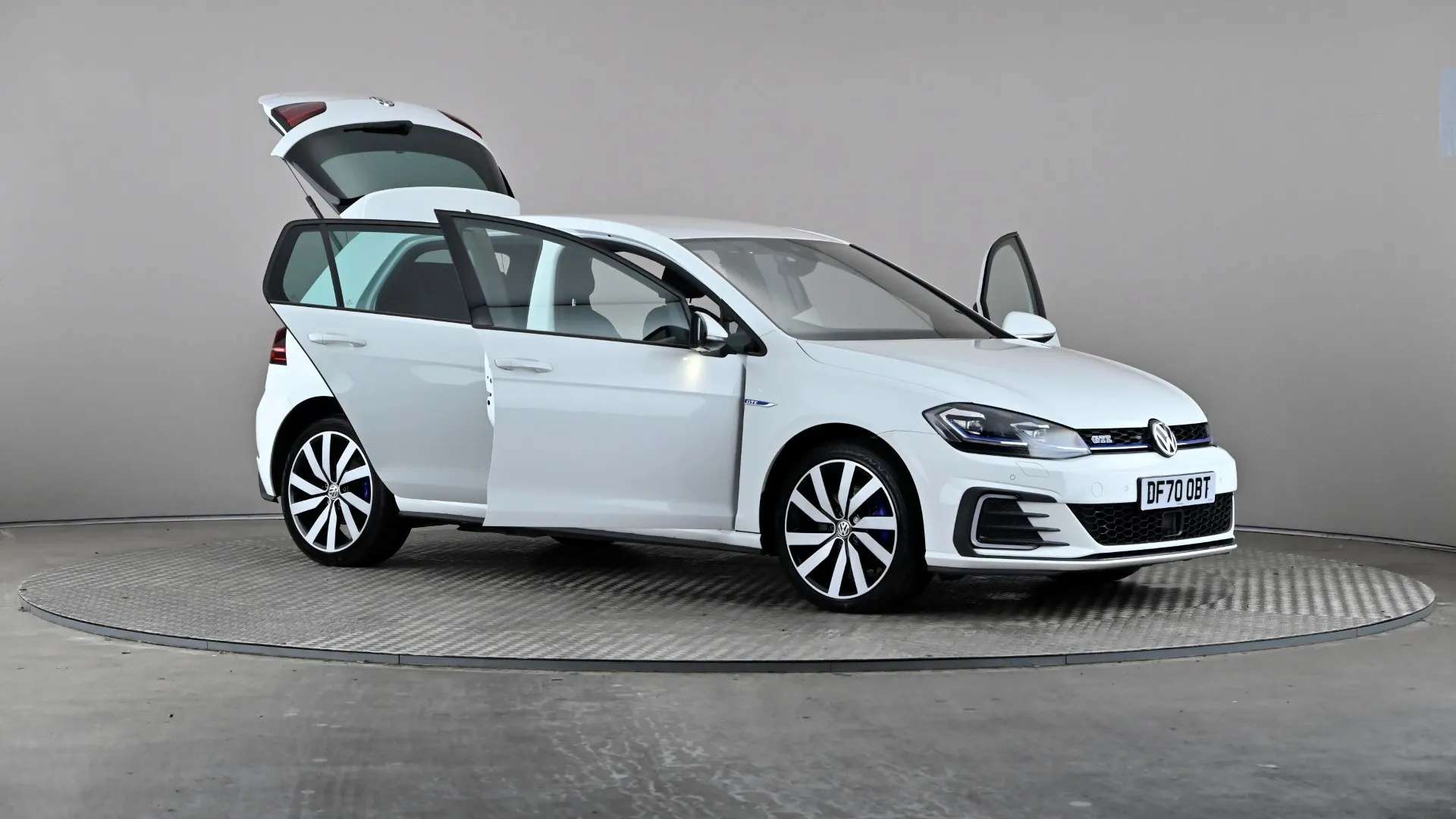2020 VOLKSWAGEN GOLF 2020 VOLKSWAGEN GOLF