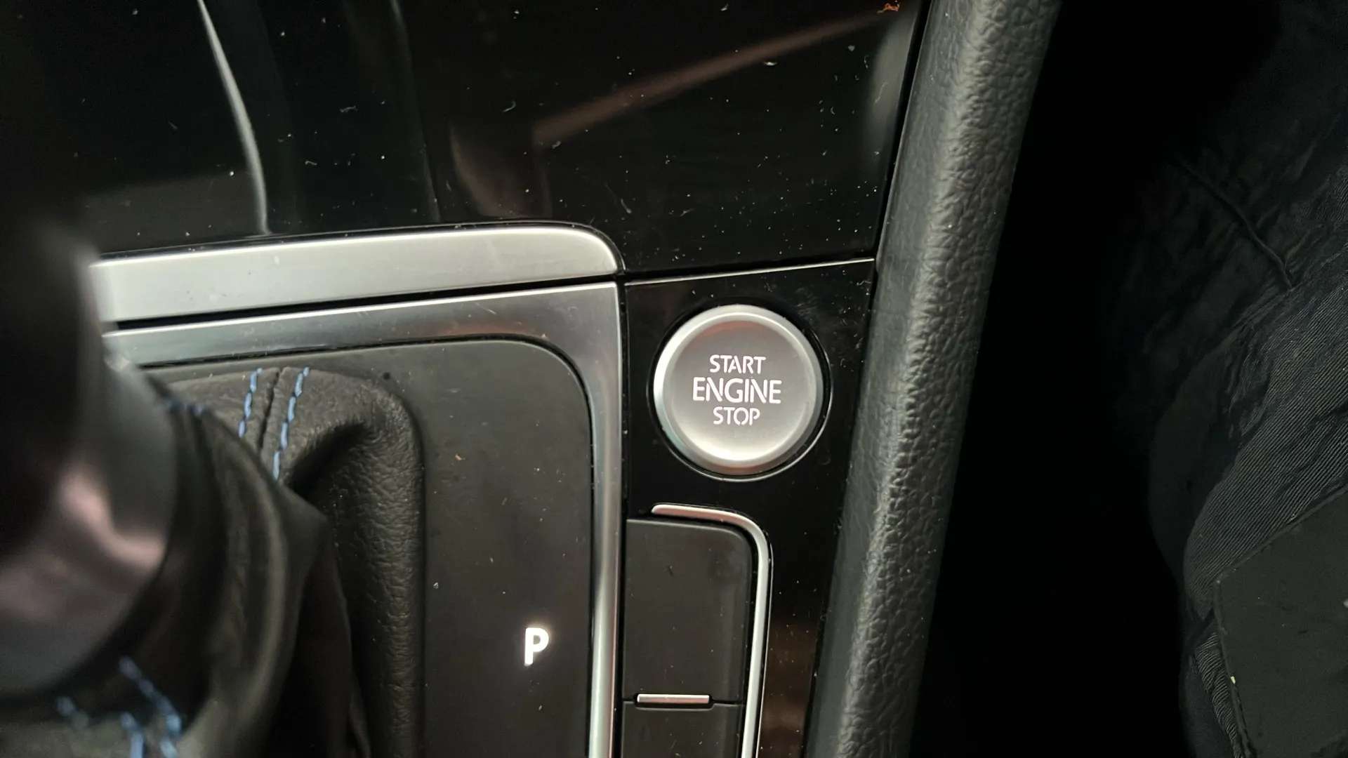 2020 VOLKSWAGEN GOLF 2020 VOLKSWAGEN GOLF