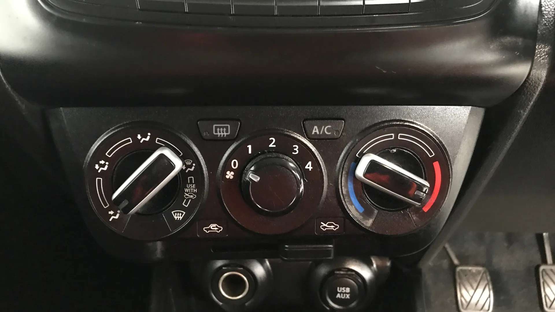 2019 SUZUKI SWIFT 2019 SUZUKI SWIFT