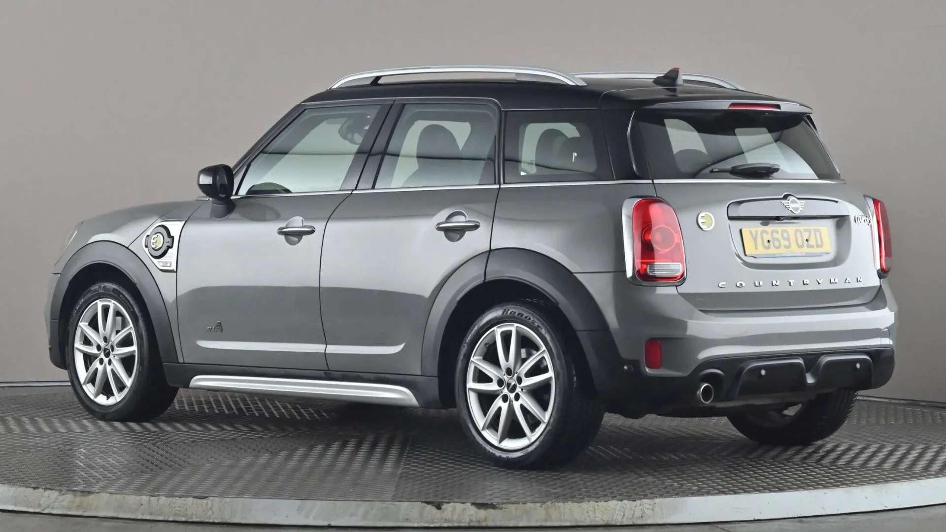 A 2019 MINI COUNTRYMAN 1.5 Cooper S E Sport ALL4 PHEV Auto A 2019 MINI COUNTRYMAN 1.5 Cooper S E Sport ALL4 PHEV Auto