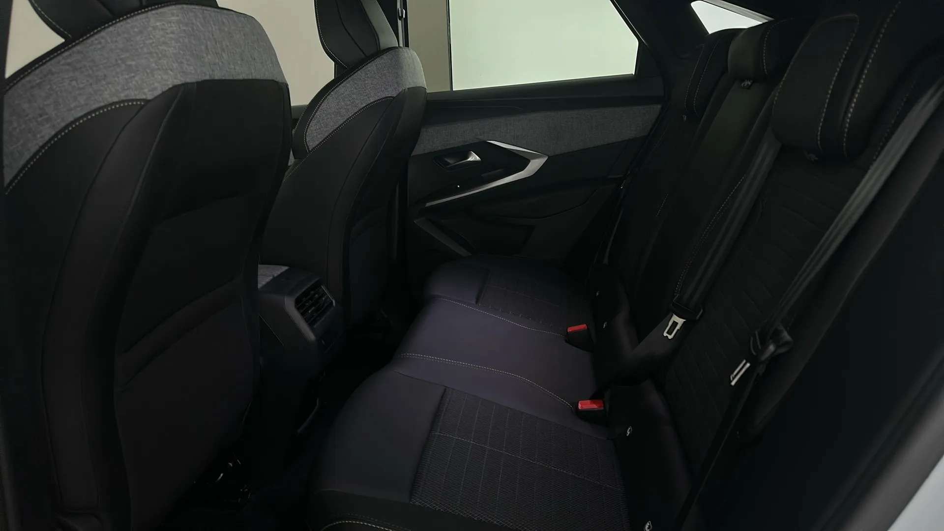 2024 PEUGEOT 3008 2024 PEUGEOT 3008