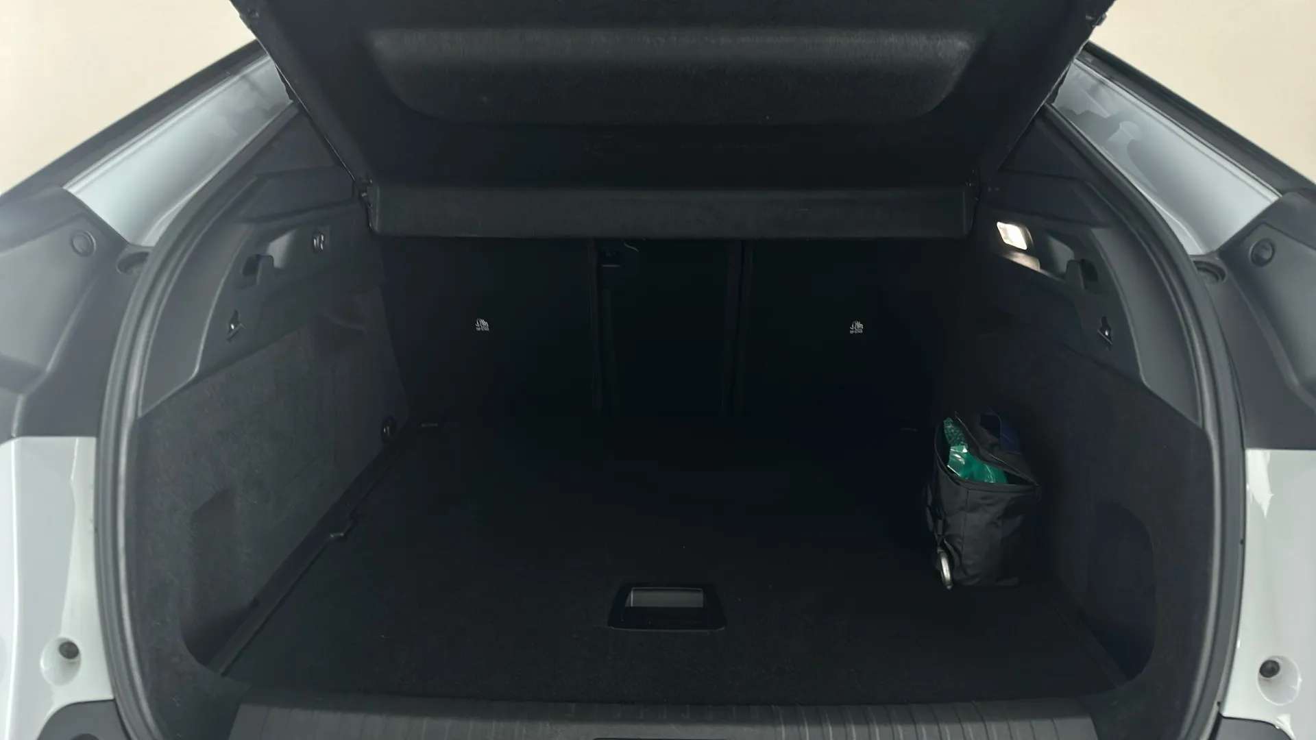 2024 PEUGEOT 3008 2024 PEUGEOT 3008