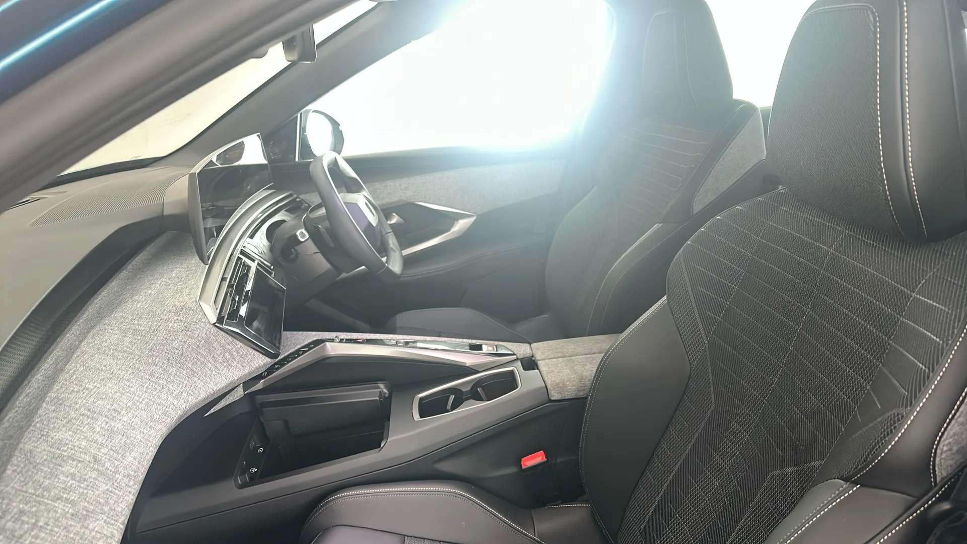 2024 PEUGEOT 3008 2024 PEUGEOT 3008