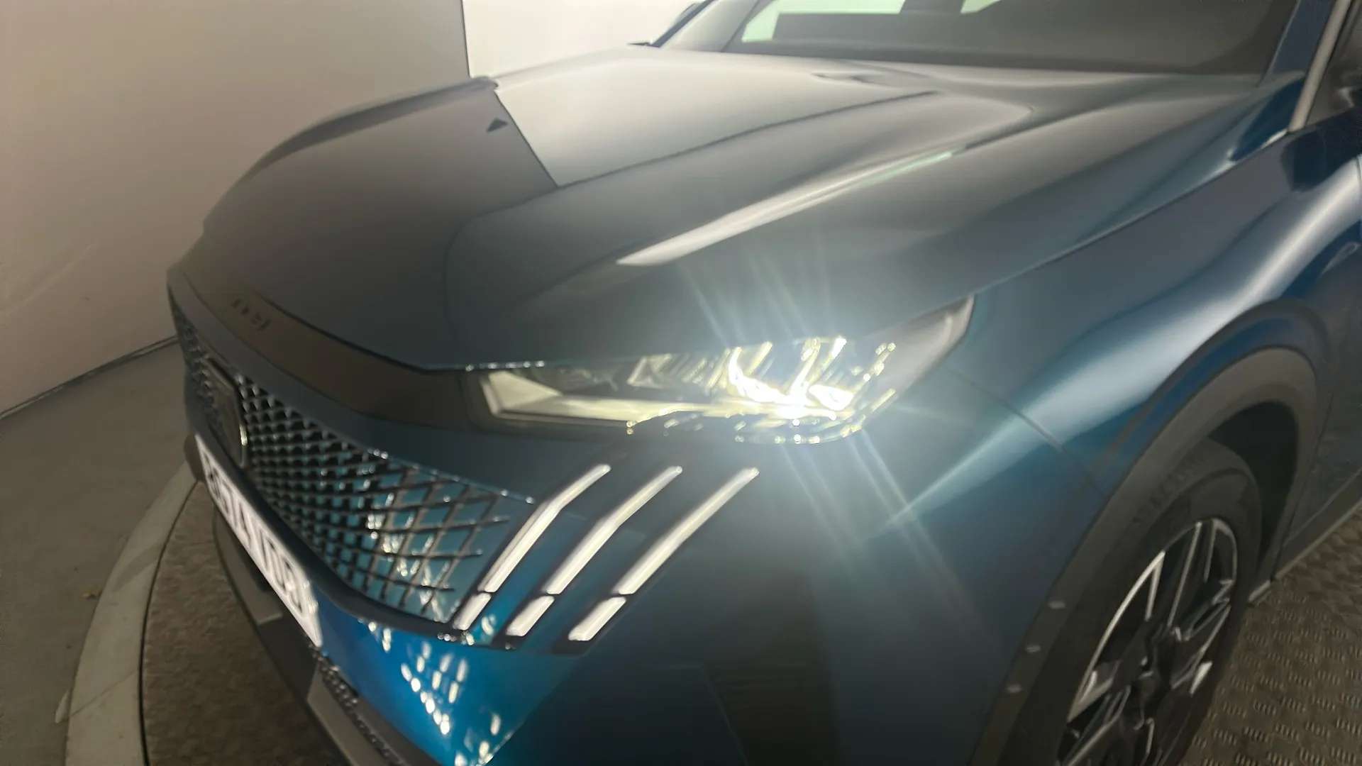 2024 PEUGEOT 3008 2024 PEUGEOT 3008