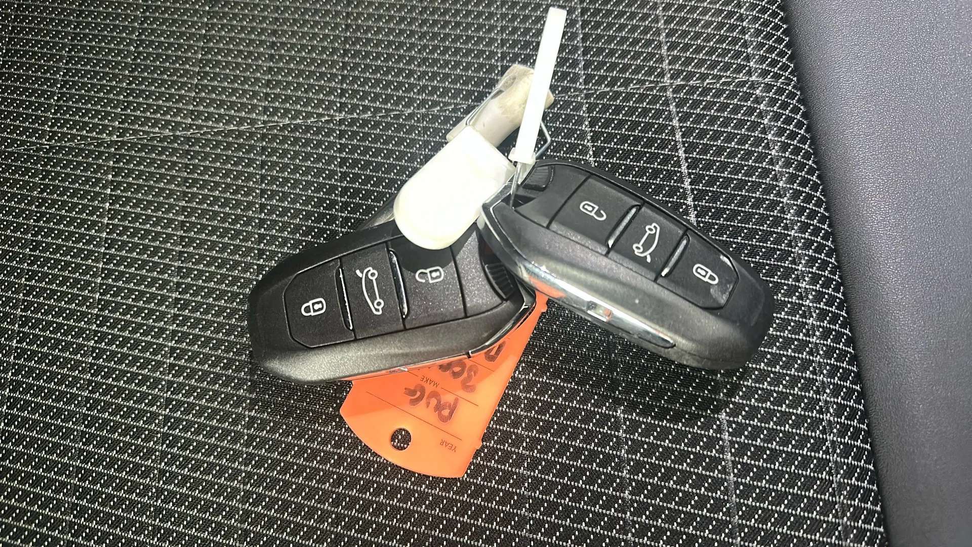 2024 PEUGEOT 3008 2024 PEUGEOT 3008