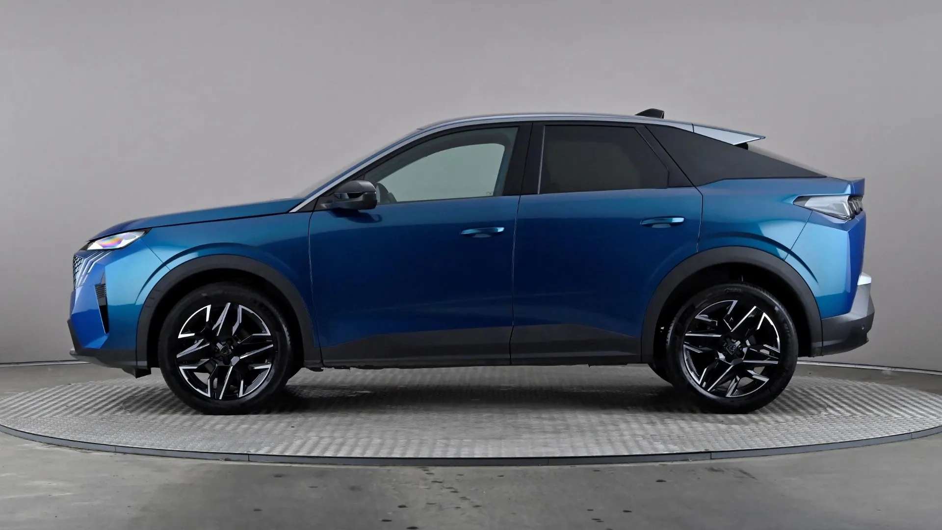 A 2025 PEUGEOT 3008 1.2 Hybrid 145 Allure e-DSC6 A 2025 PEUGEOT 3008 1.2 Hybrid 145 Allure e-DSC6