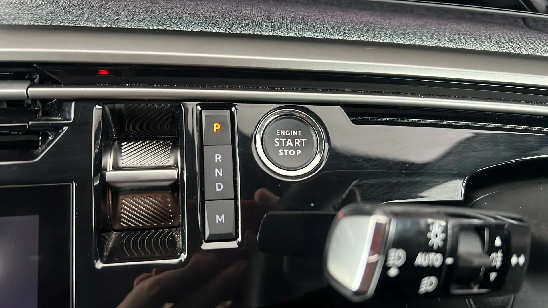 2025 PEUGEOT 3008 2025 PEUGEOT 3008