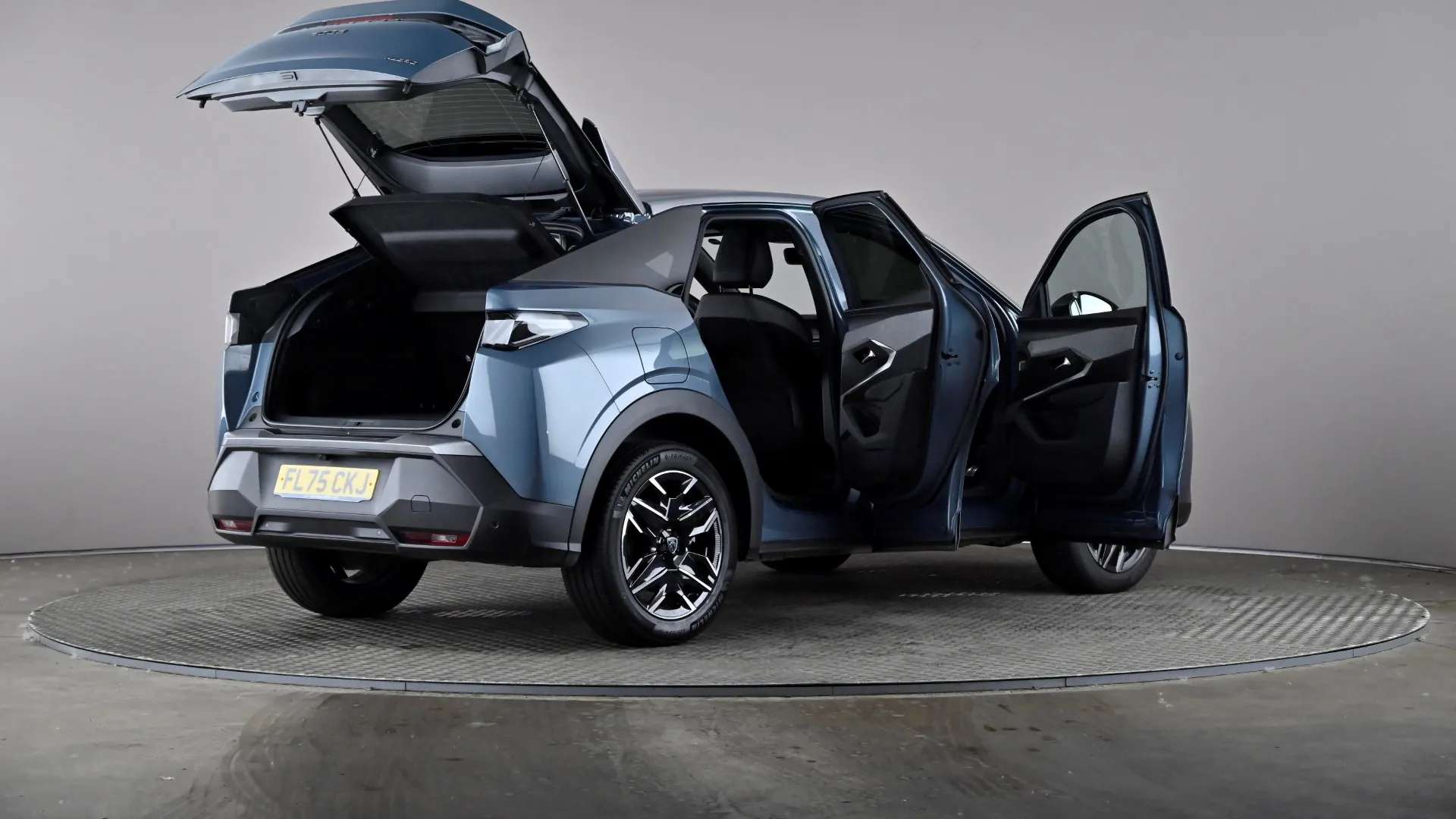2025 PEUGEOT 3008 2025 PEUGEOT 3008