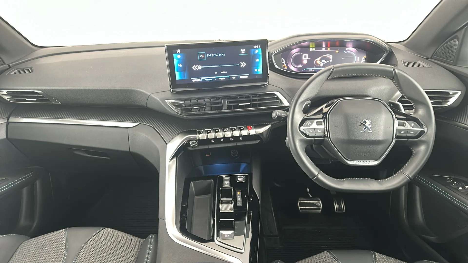 2024 PEUGEOT 5008 2024 PEUGEOT 5008