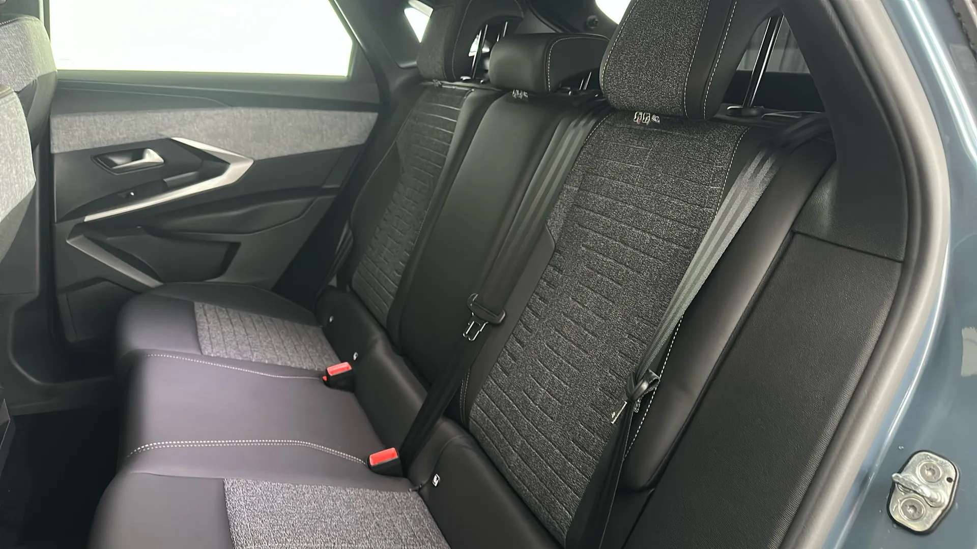 2025 PEUGEOT 3008 2025 PEUGEOT 3008