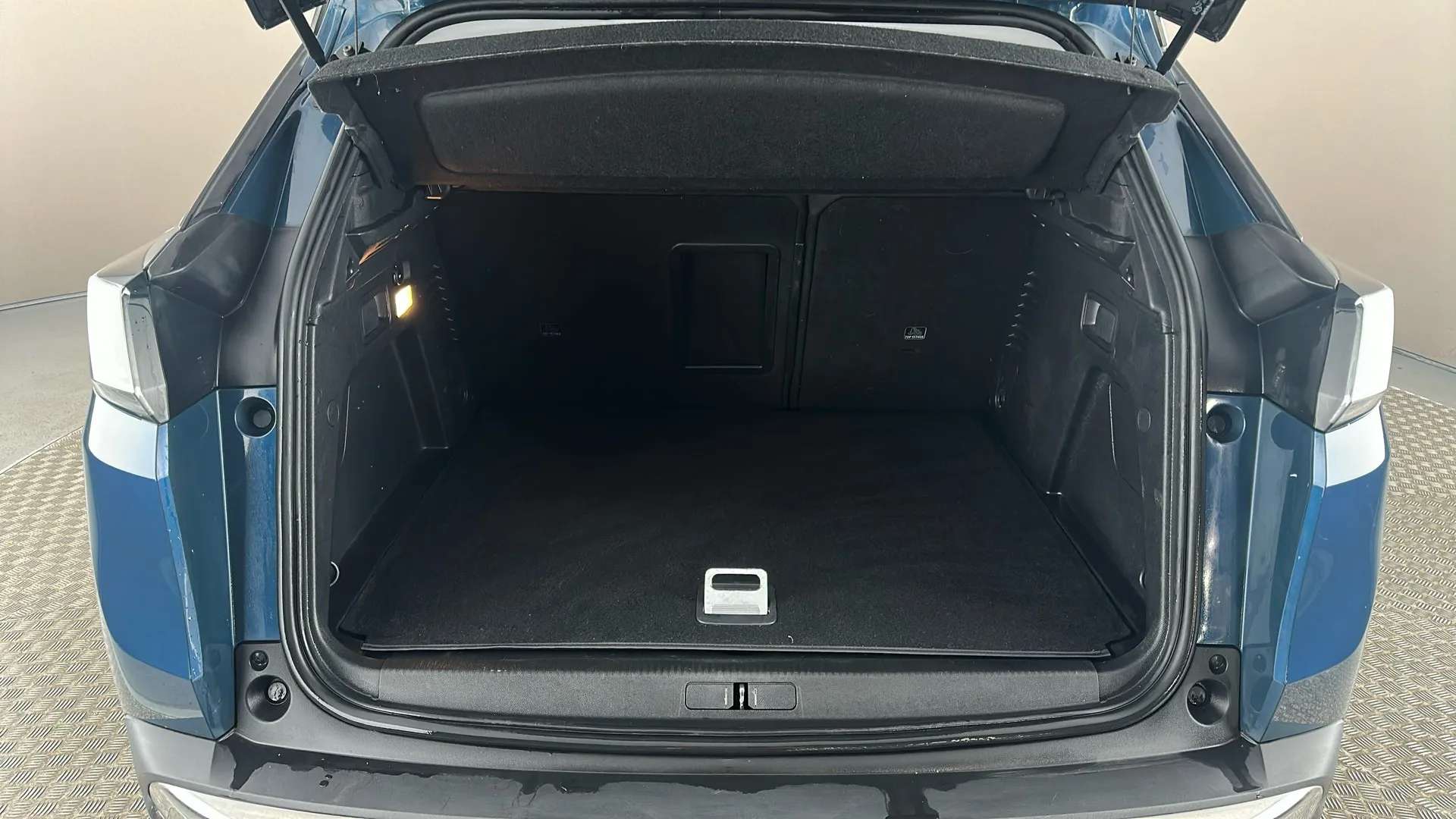 2021 PEUGEOT 3008 2021 PEUGEOT 3008