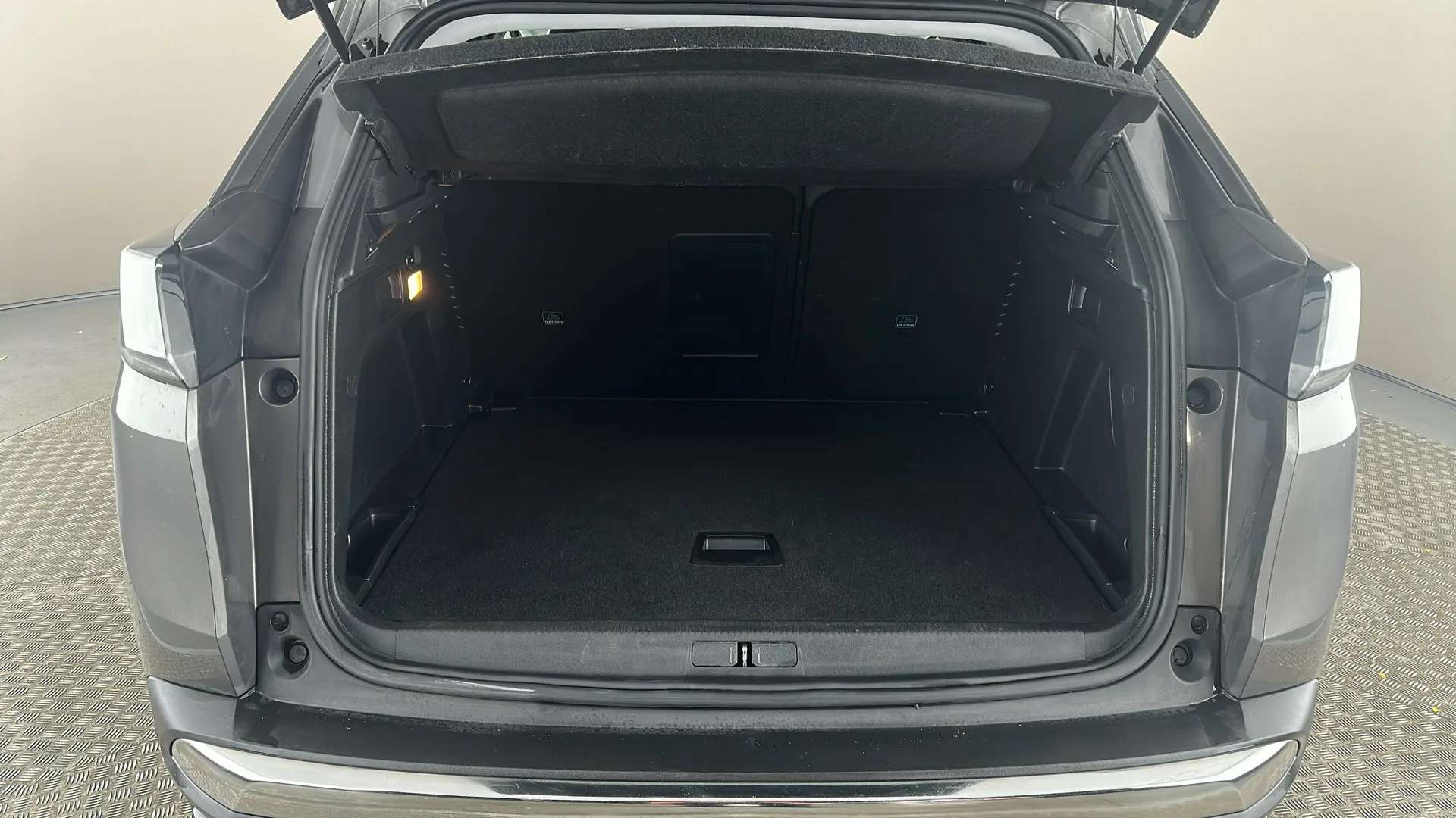 2021 PEUGEOT 3008 2021 PEUGEOT 3008