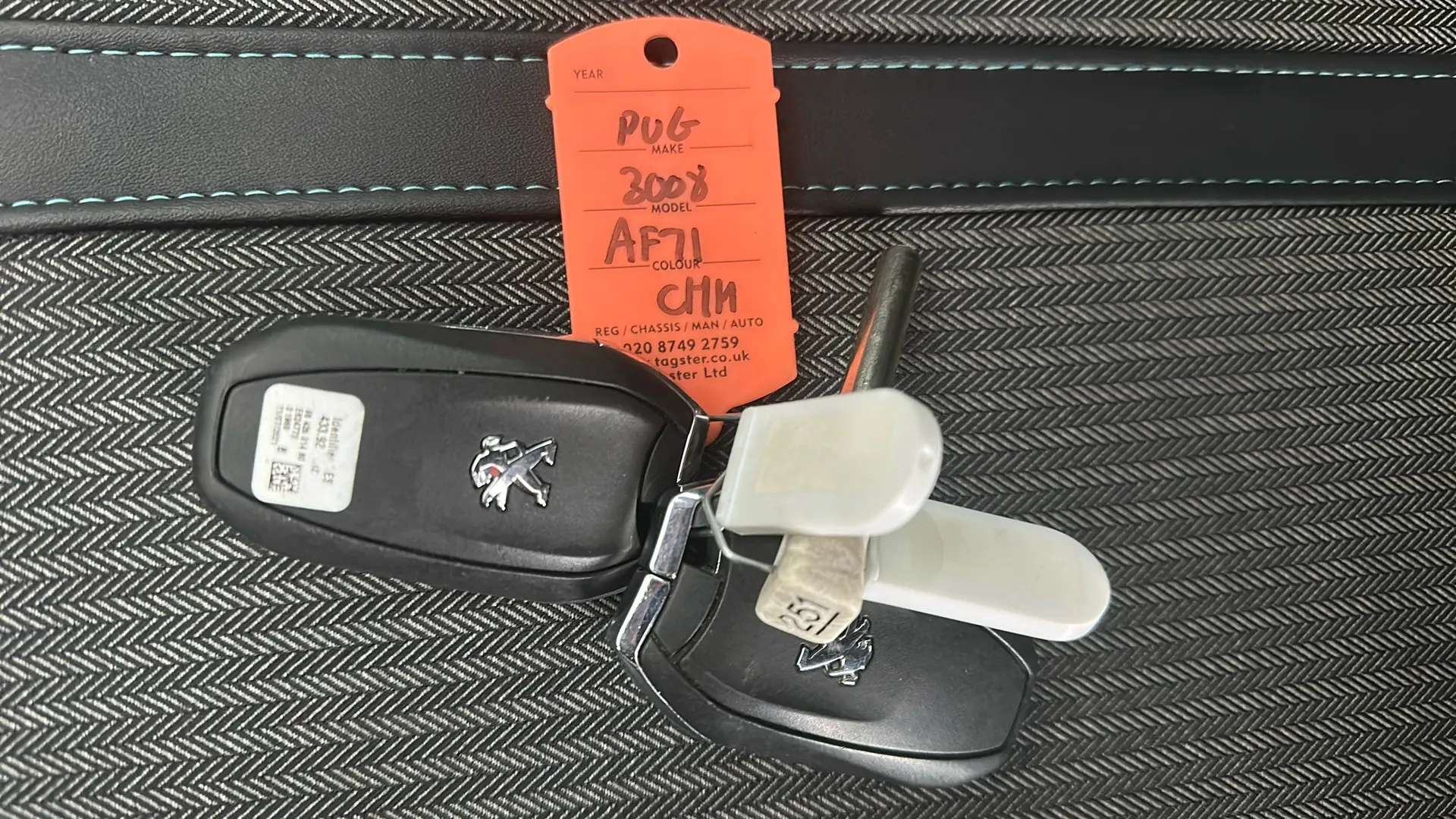 2021 PEUGEOT 3008 2021 PEUGEOT 3008