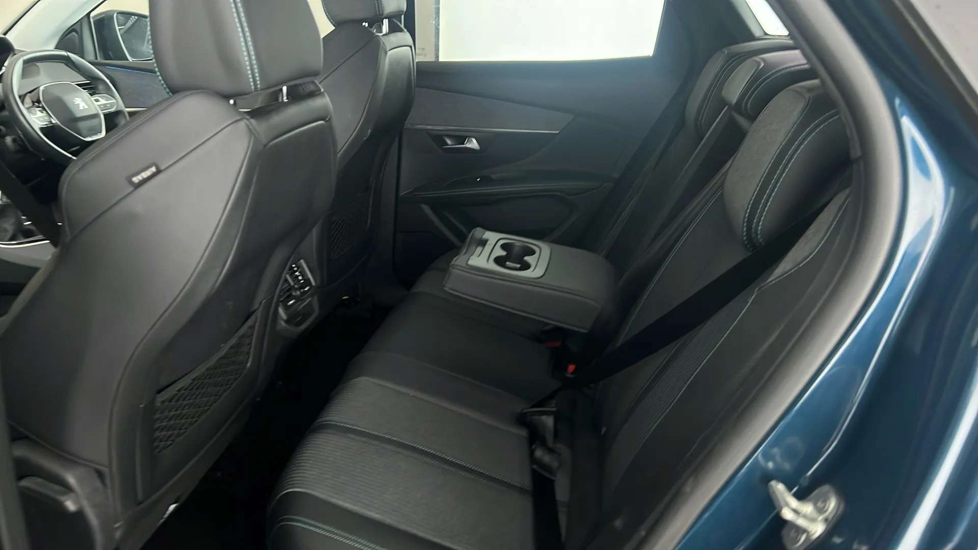 2022 PEUGEOT 3008 2022 PEUGEOT 3008