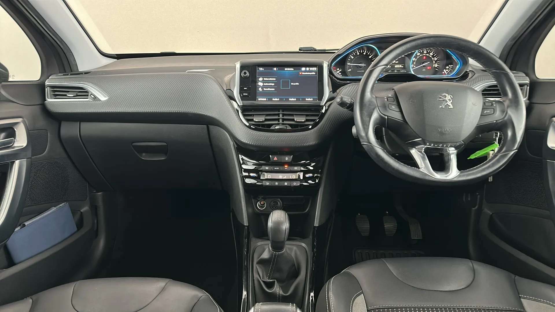 2018 PEUGEOT 2008 2018 PEUGEOT 2008