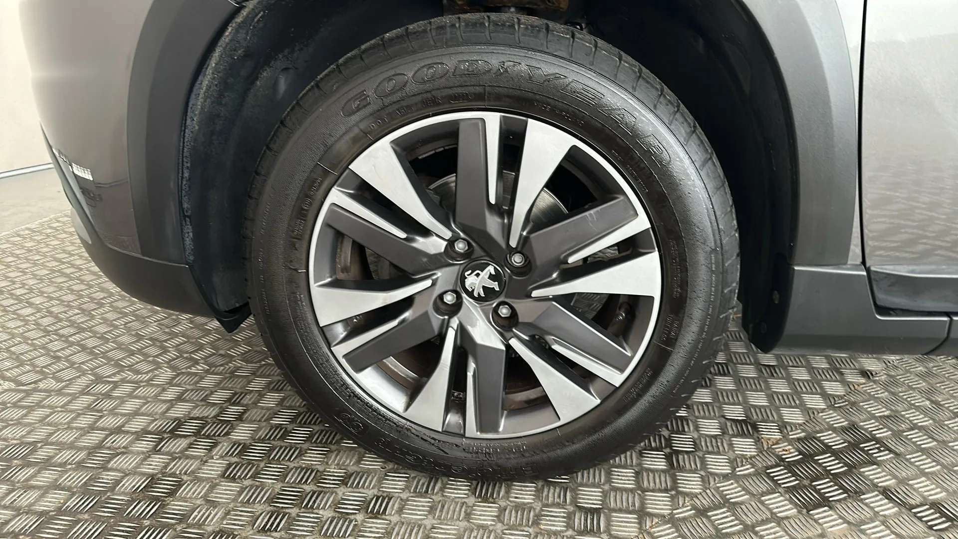 2018 PEUGEOT 2008 2018 PEUGEOT 2008