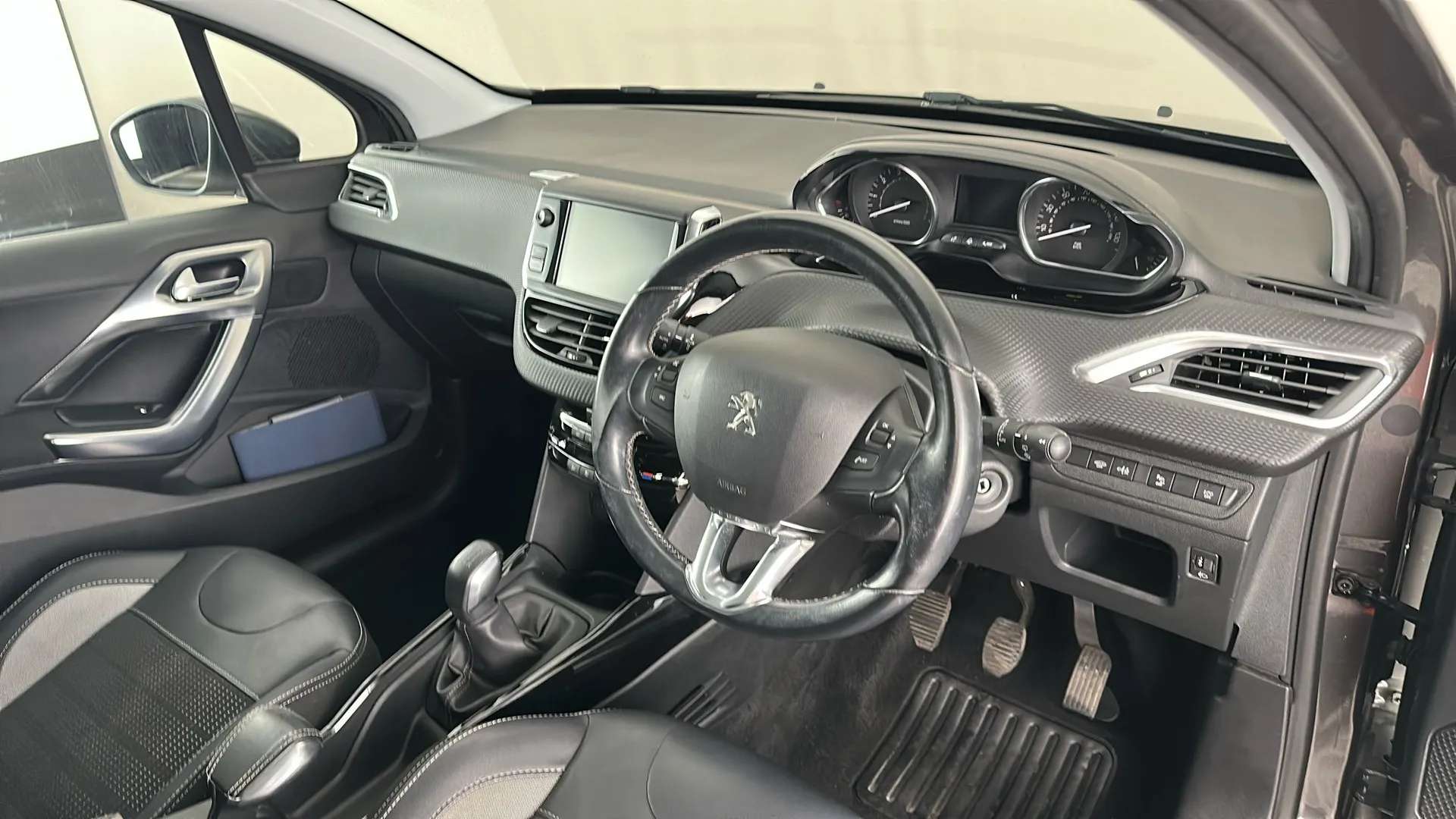 2018 PEUGEOT 2008 2018 PEUGEOT 2008