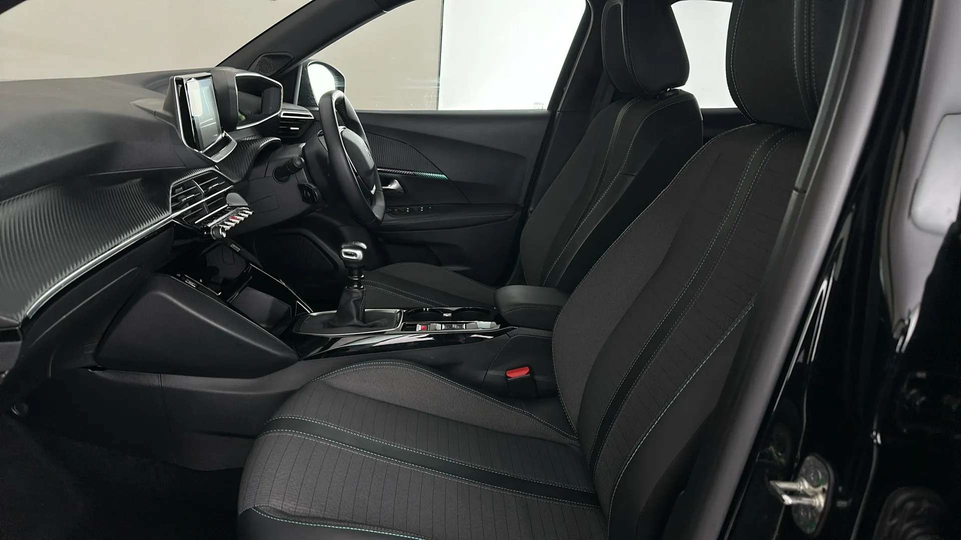 2023 PEUGEOT 2008 2023 PEUGEOT 2008