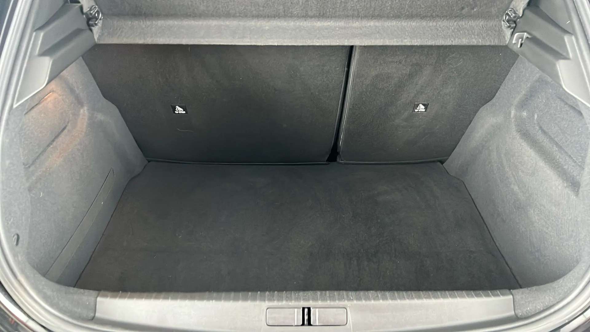 2022 PEUGEOT 208 2022 PEUGEOT 208