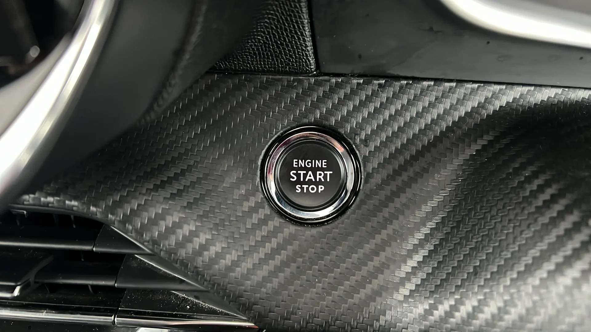 2020 PEUGEOT 2008 2020 PEUGEOT 2008