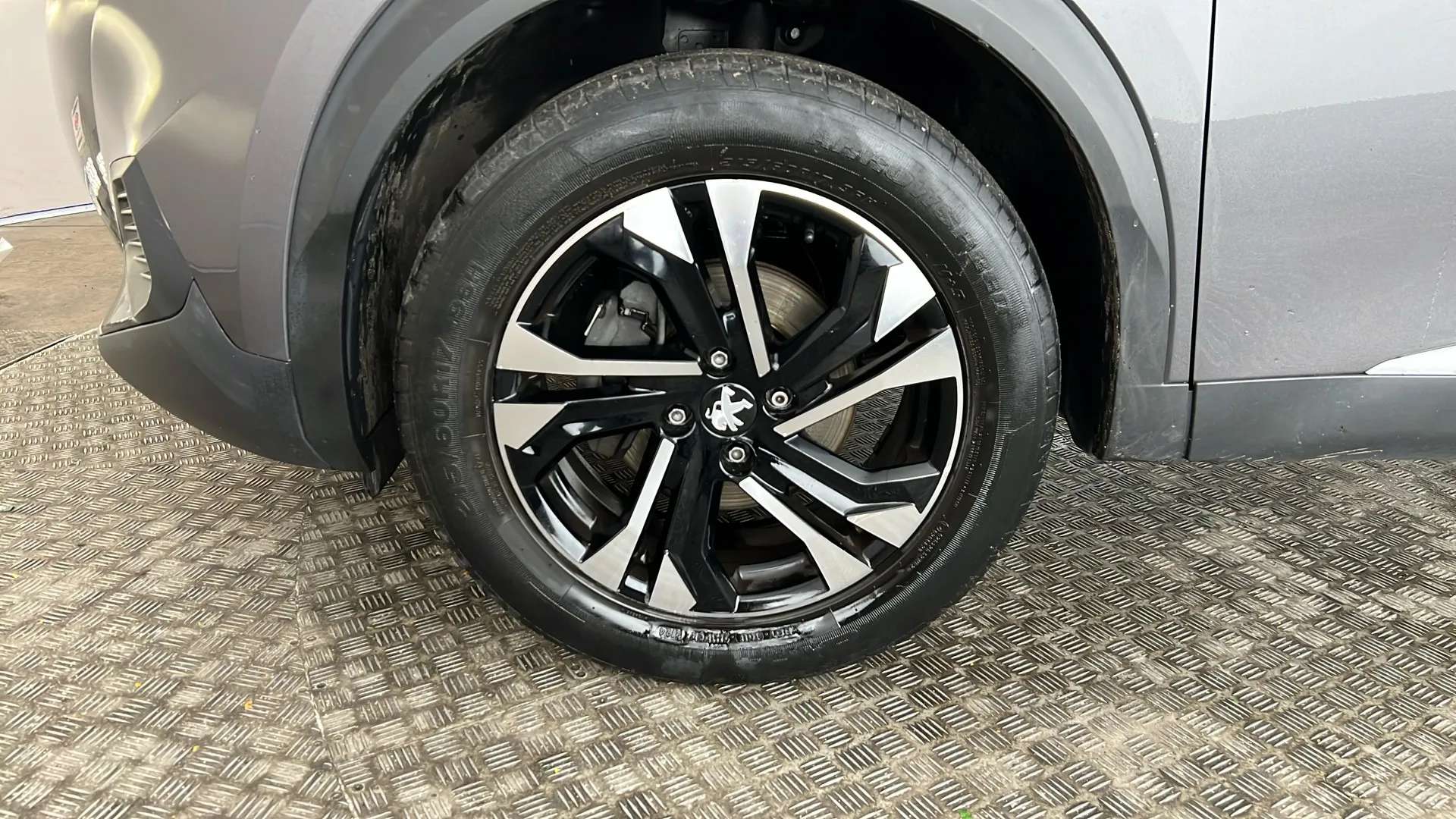 2023 PEUGEOT 2008 2023 PEUGEOT 2008