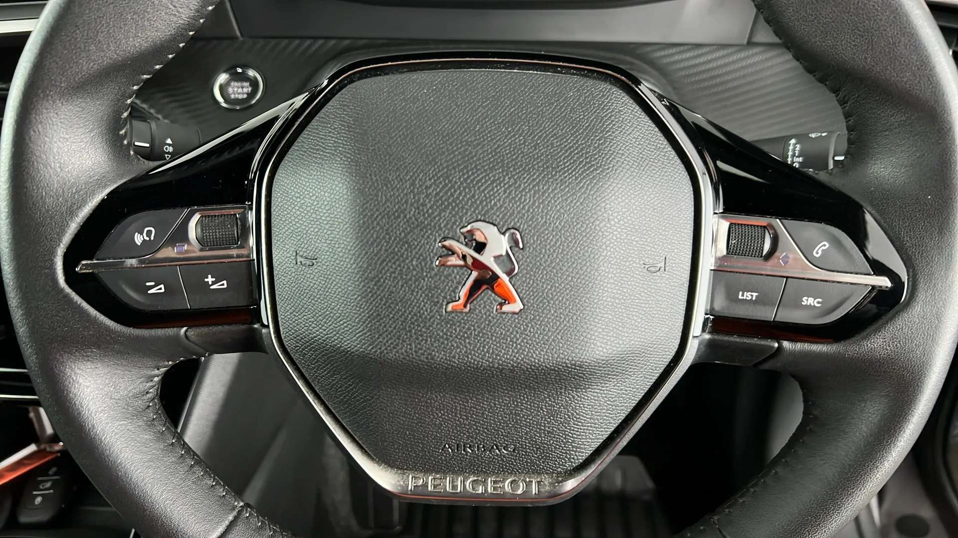 2023 PEUGEOT 2008 2023 PEUGEOT 2008