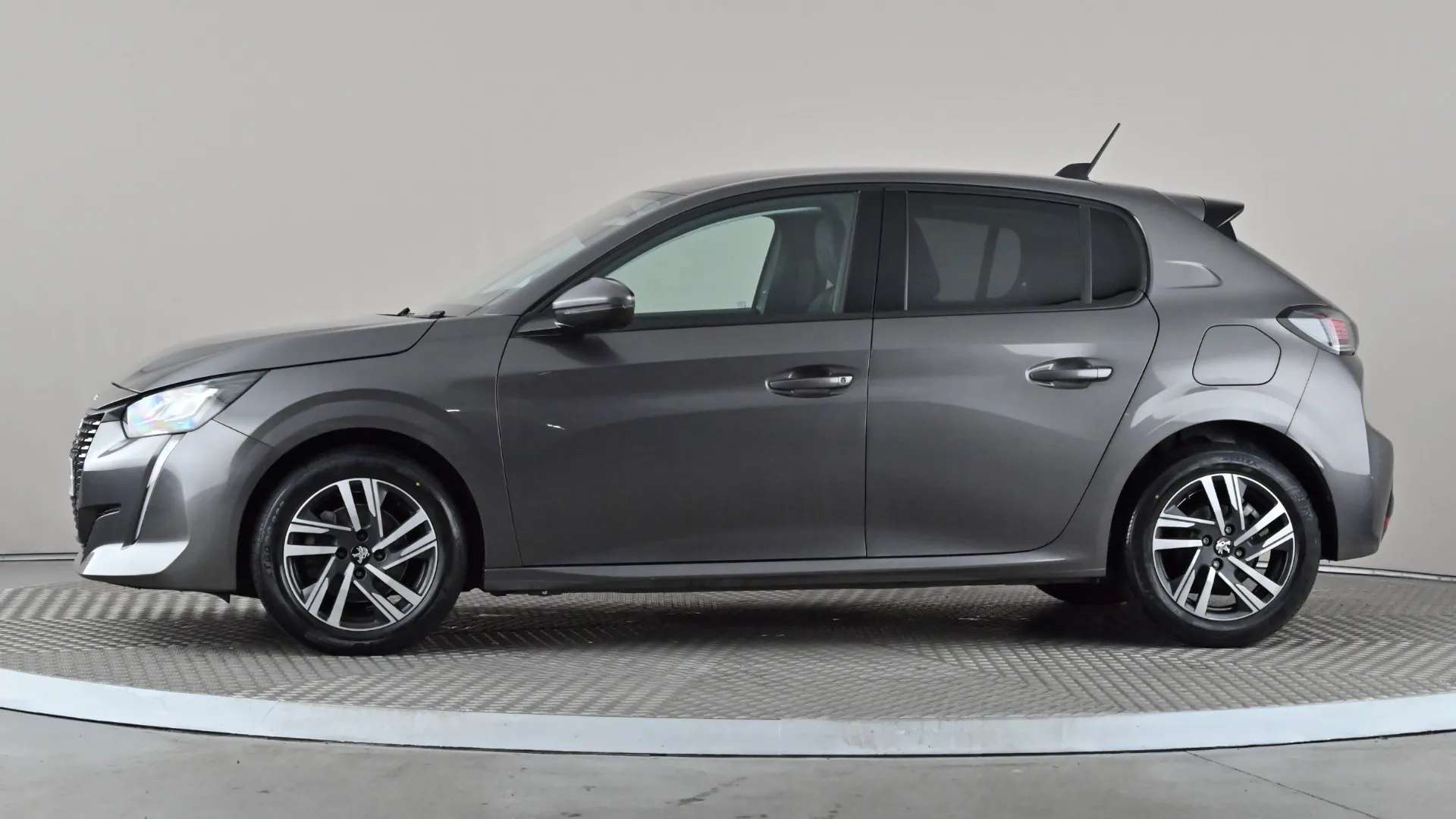 A 2021 PEUGEOT 208 1.2 PureTech 100 Allure Premium A 2021 PEUGEOT 208 1.2 PureTech 100 Allure Premium